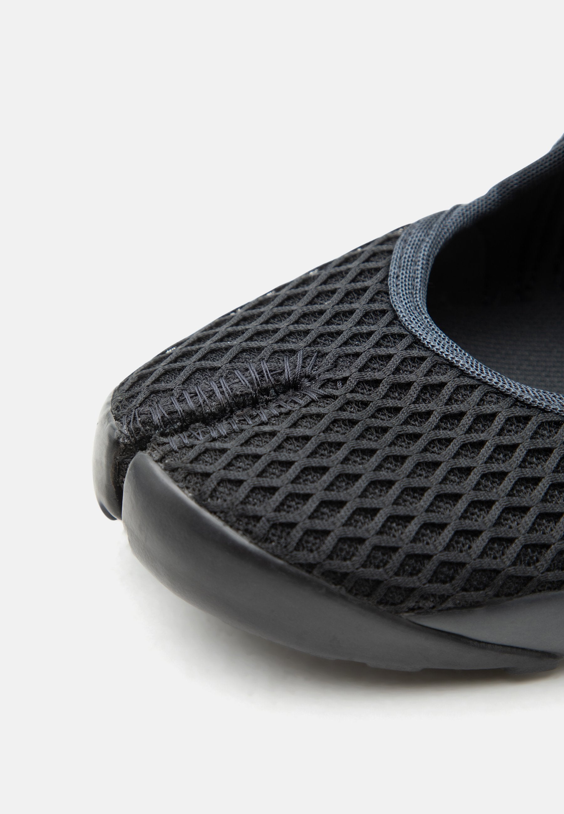 AIR RIFT LACE - Ballerines à bride cheville - Off noir