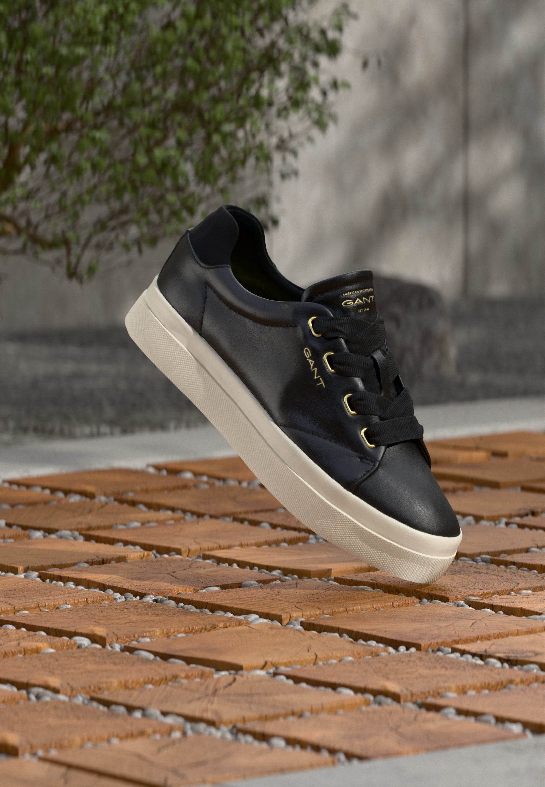 AVONA - Trainers - black