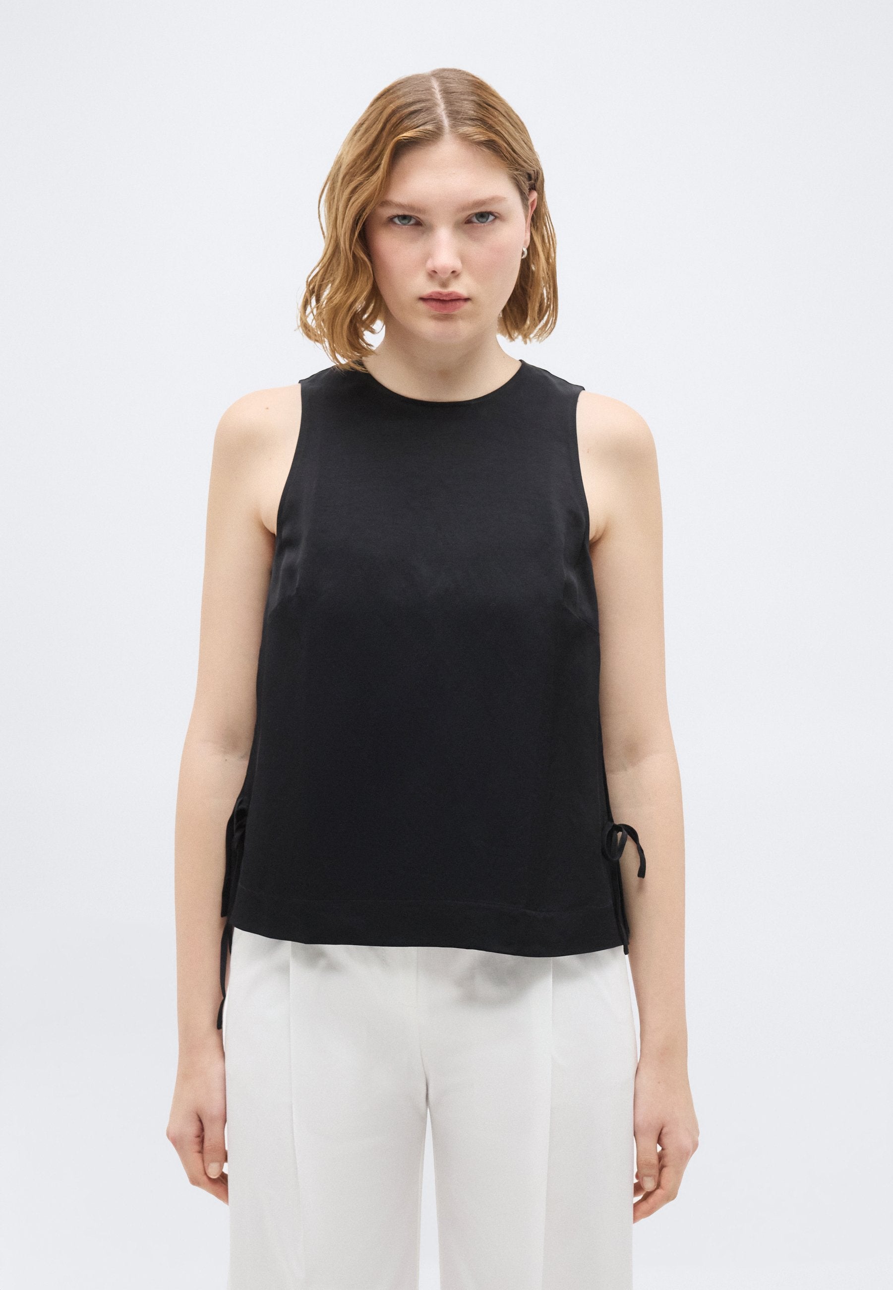 Top - black