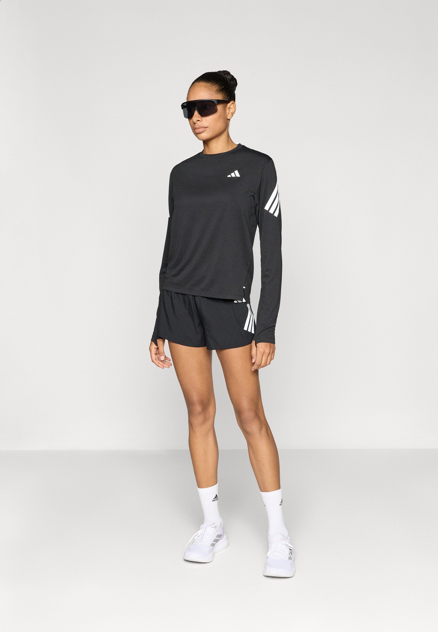 ADI365 - Sports shorts - black