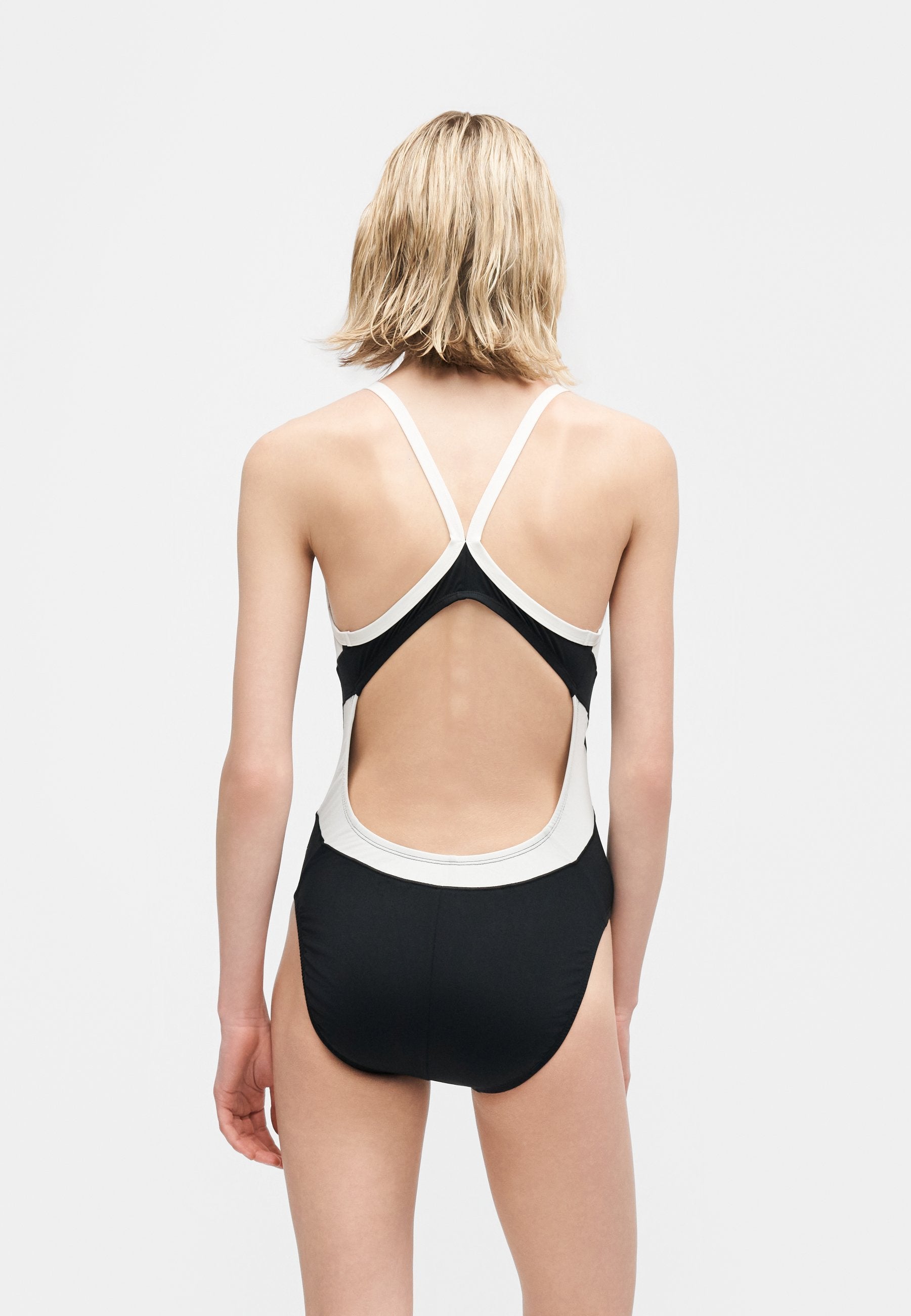 HYDRASTRONG TEAM COLORBLOCK RACERBACK ONE PIECE - Maillot de bain - black/white