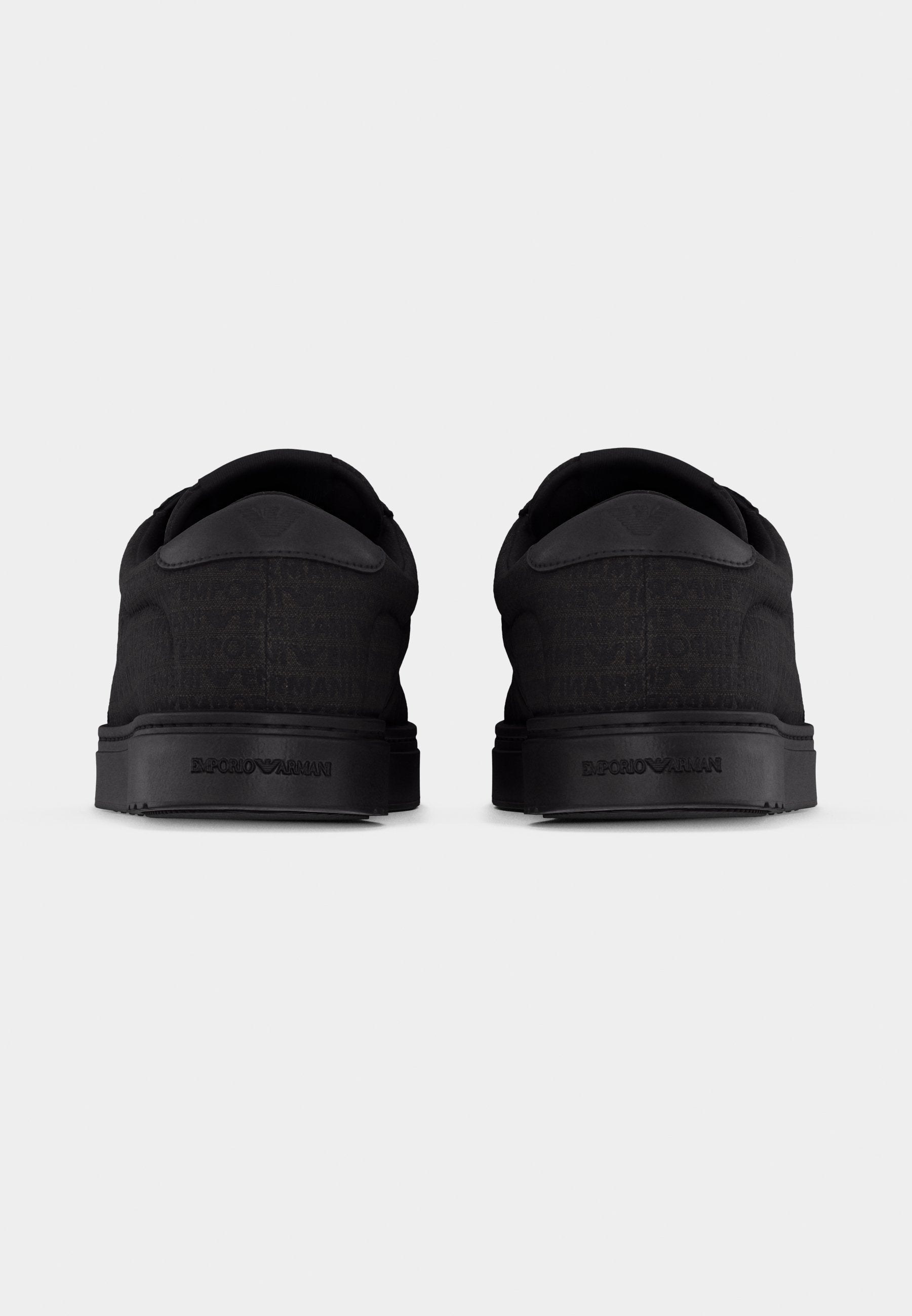 Trainers - black