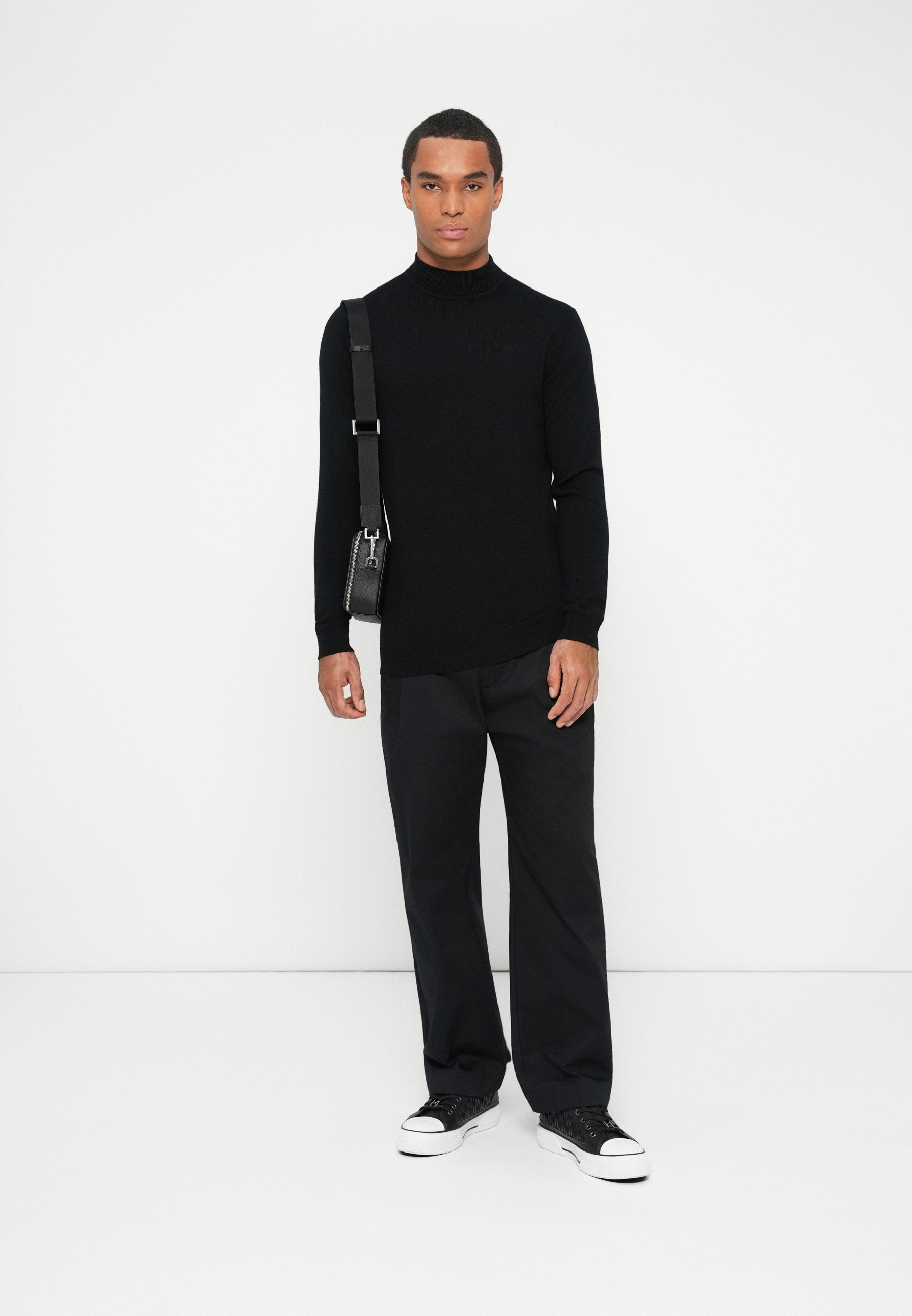 TURTLENECK - Jumper - black