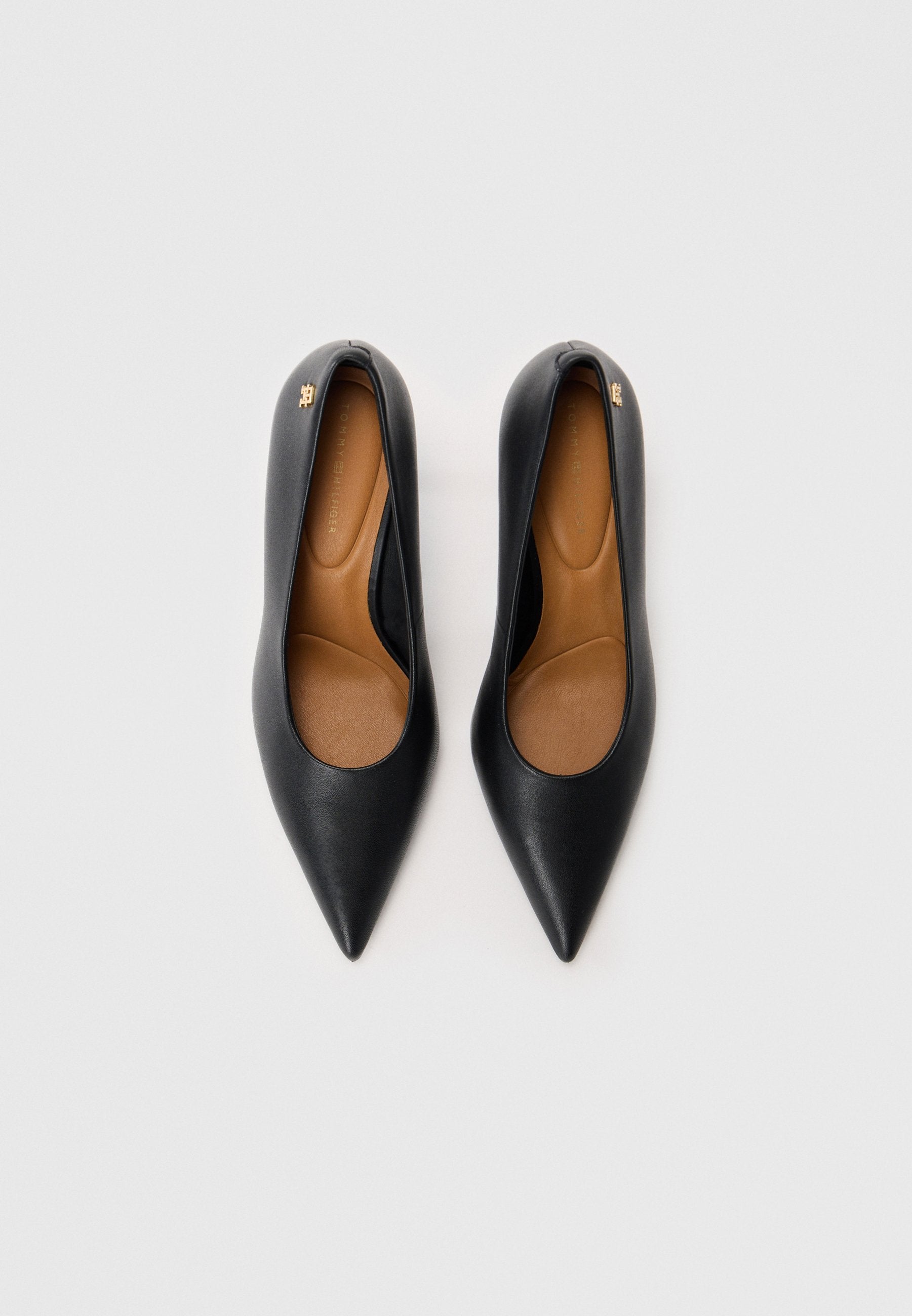 TALONS AIGUILLES EN CUIR AVEC MONOGRAMME TH - Talons classiques - noir