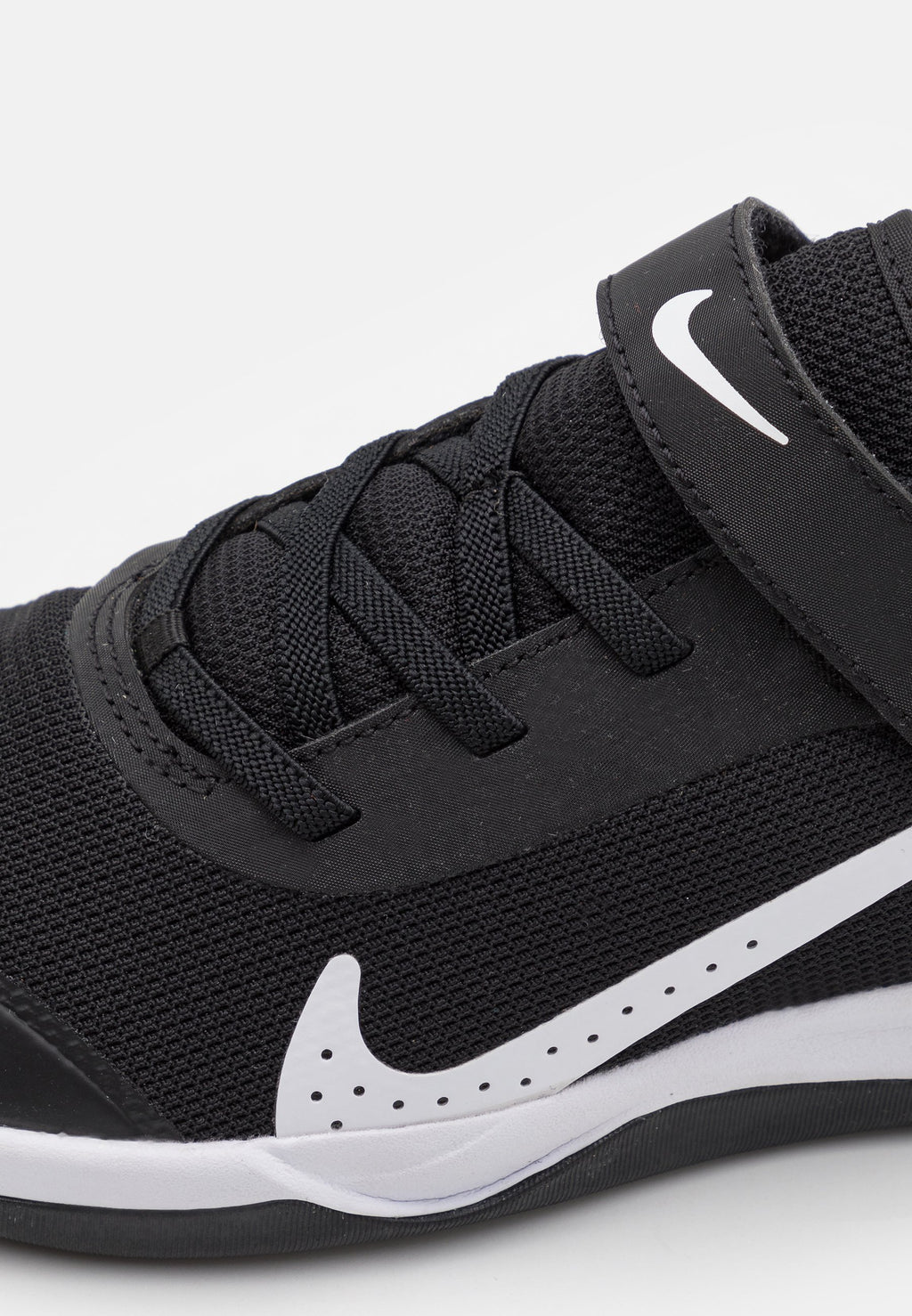 OMNI MULTI COURT UNISEX - Road running shoes - black/white