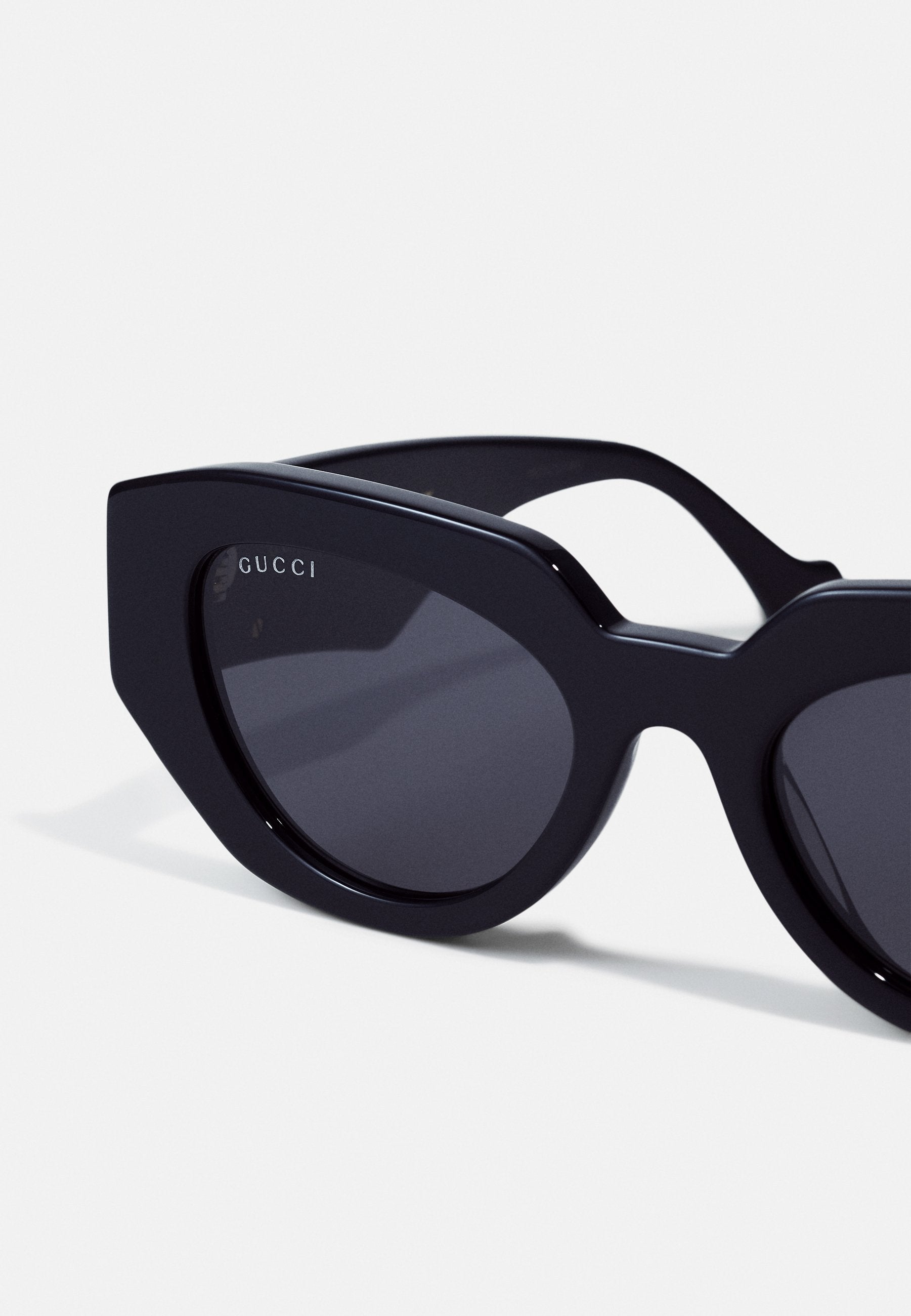 GEOMETRICAL/DIRECTIONAL - Sunglasses - black/grey