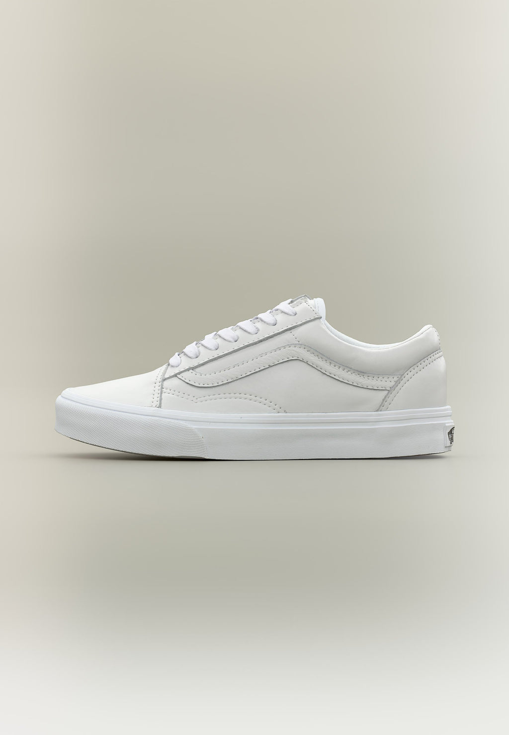 OLD SKOOL UNISEX - Skate shoes - true white
