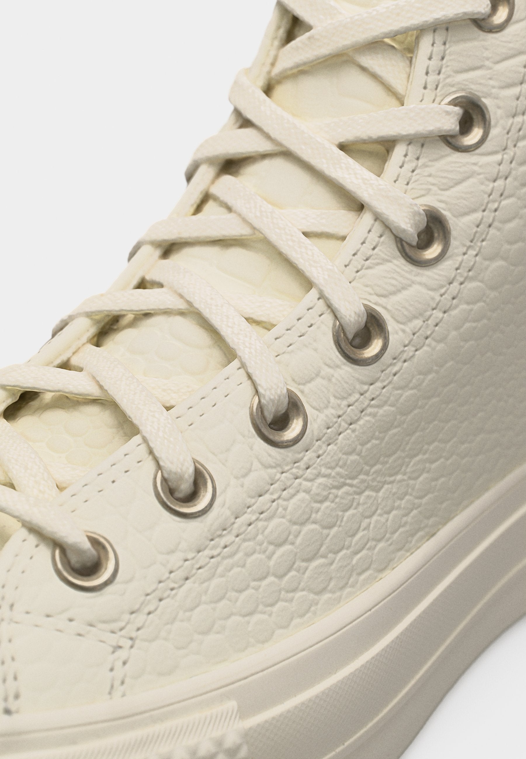 CHUCK TAYLOR ALL STAR LIFT - High-top trainers - egret/vintage white