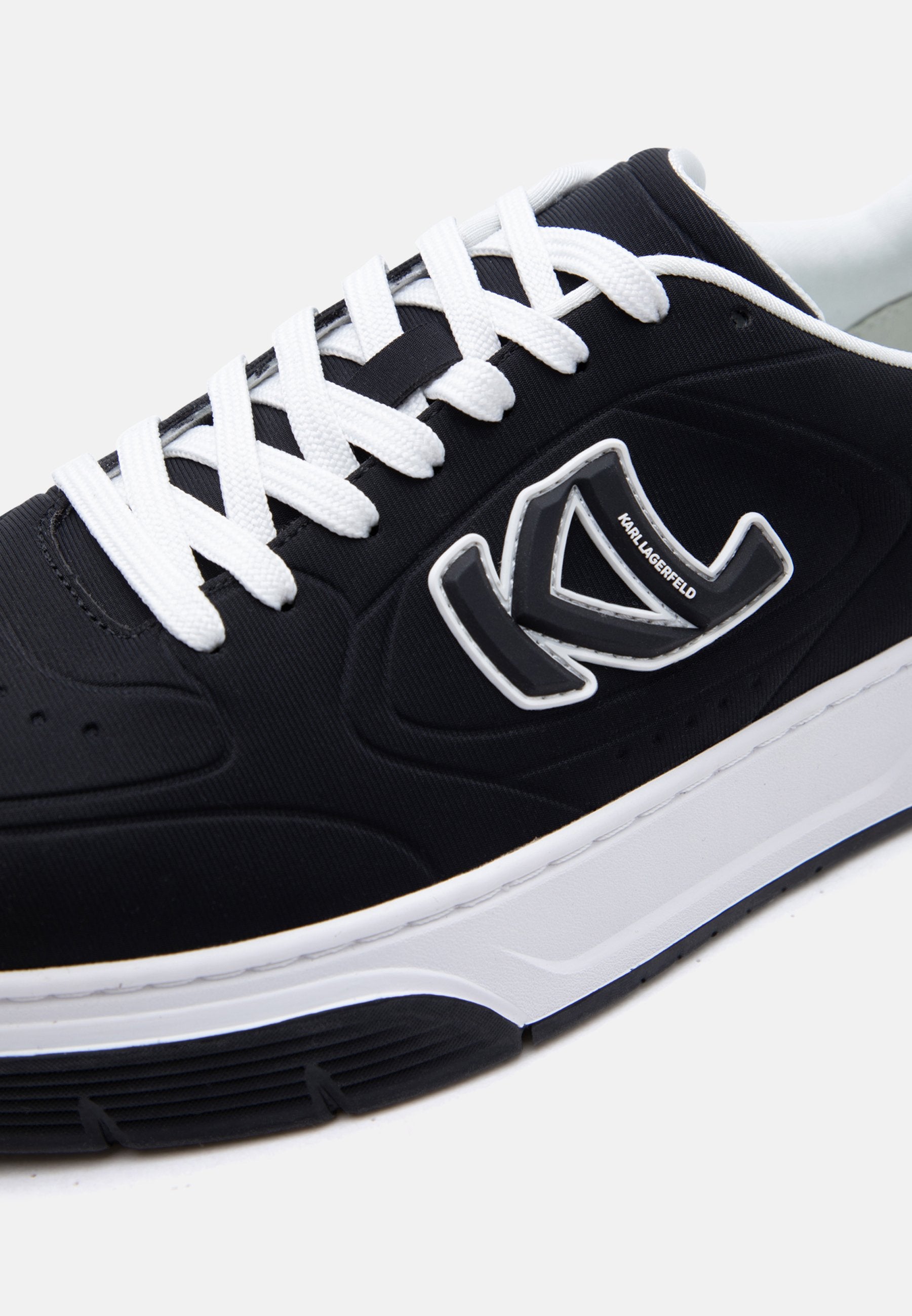 KOURTNEY SKUBA EMBOSS - Trainers - black