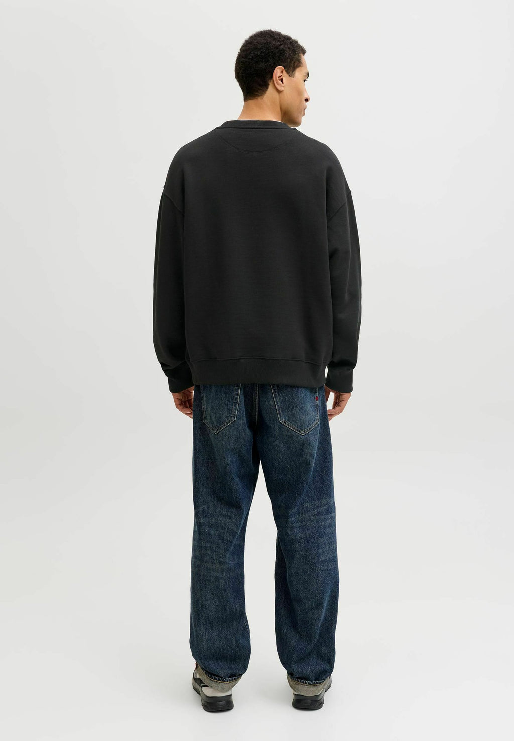 Sweatshirt - black