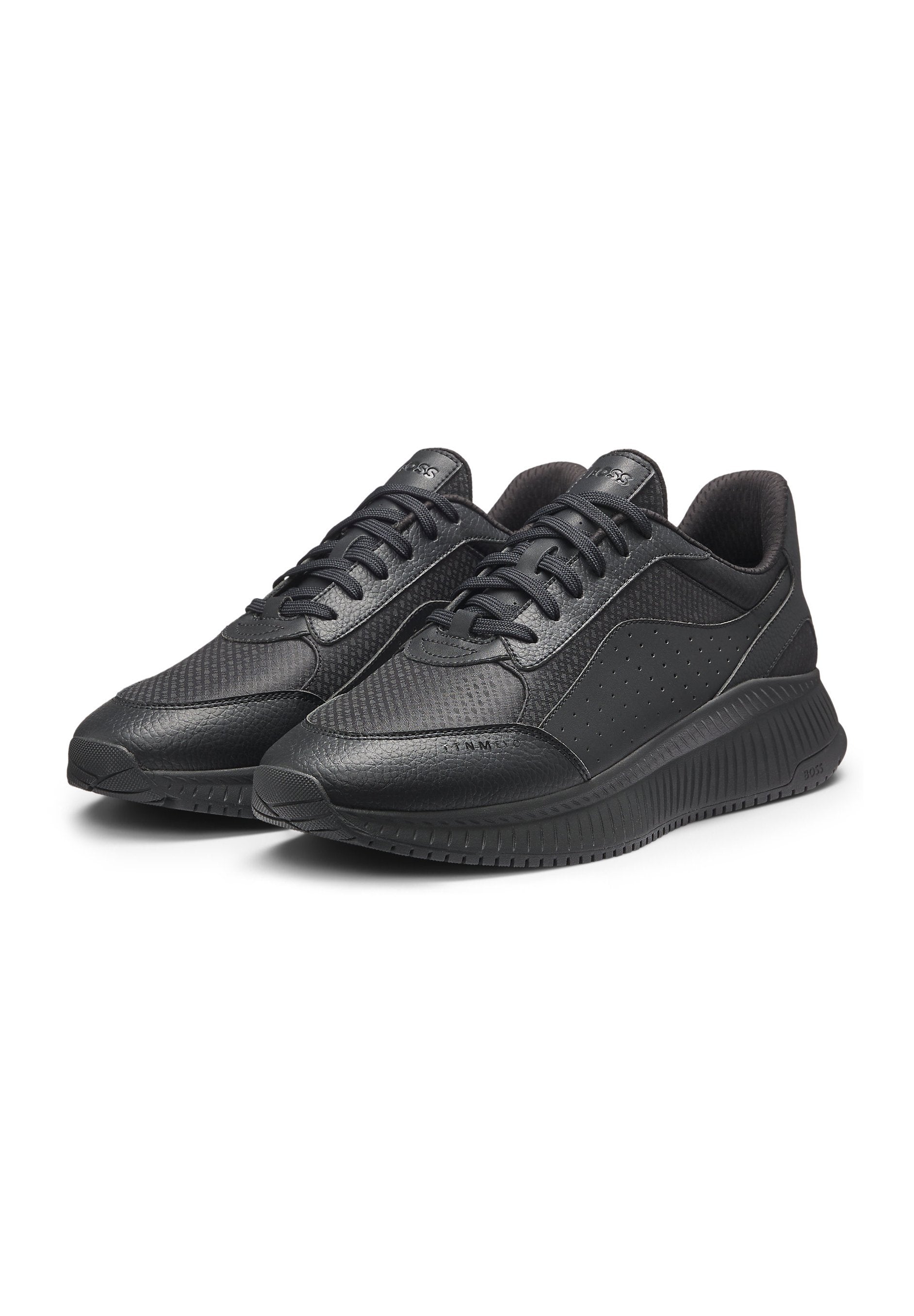 Trainers - black