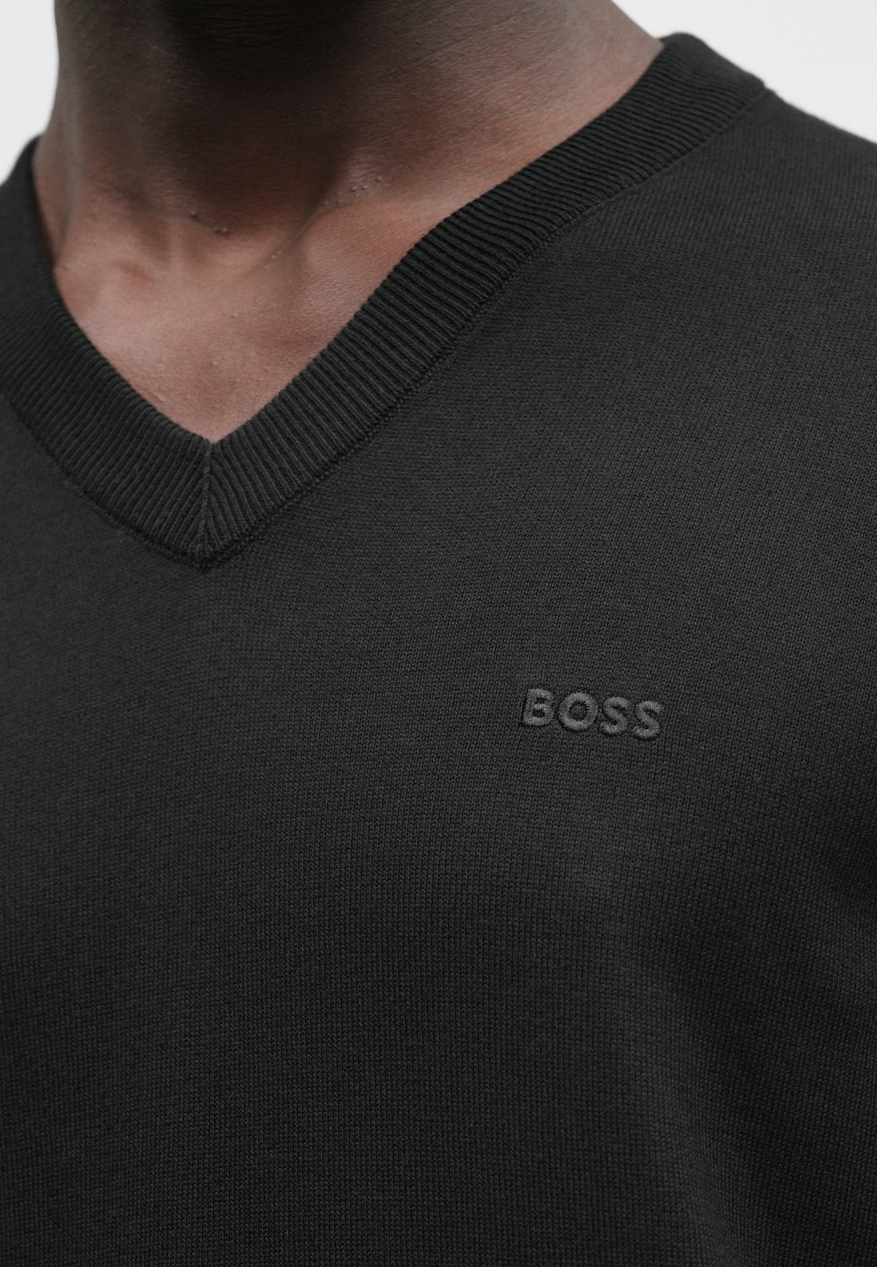 UPACELLO-L - Jumper - black