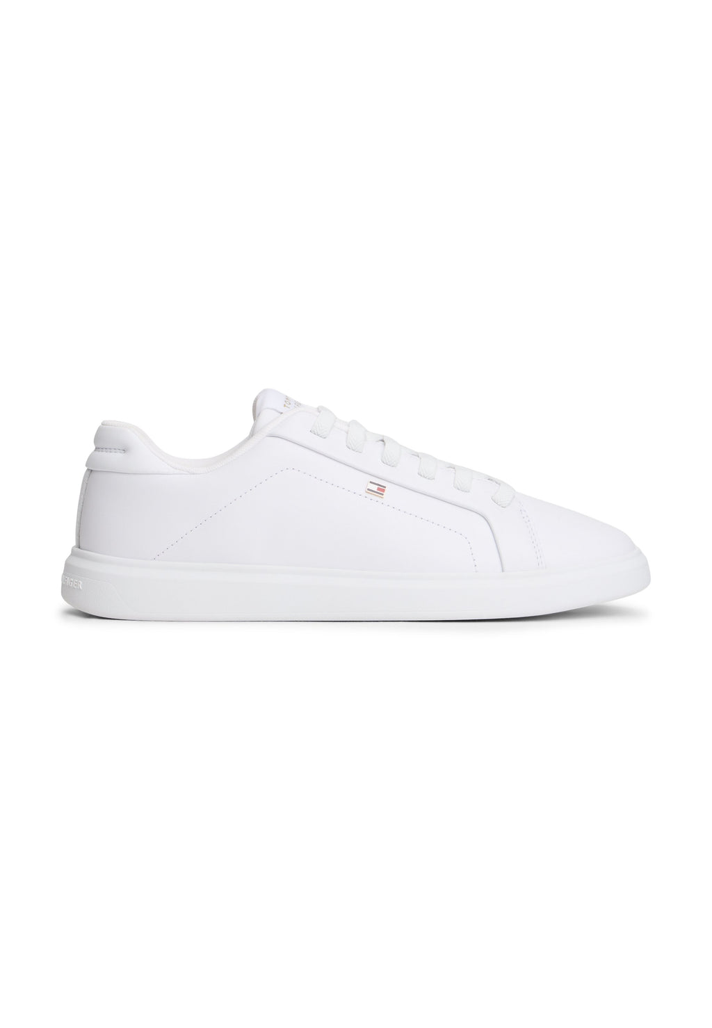 Trainers - white