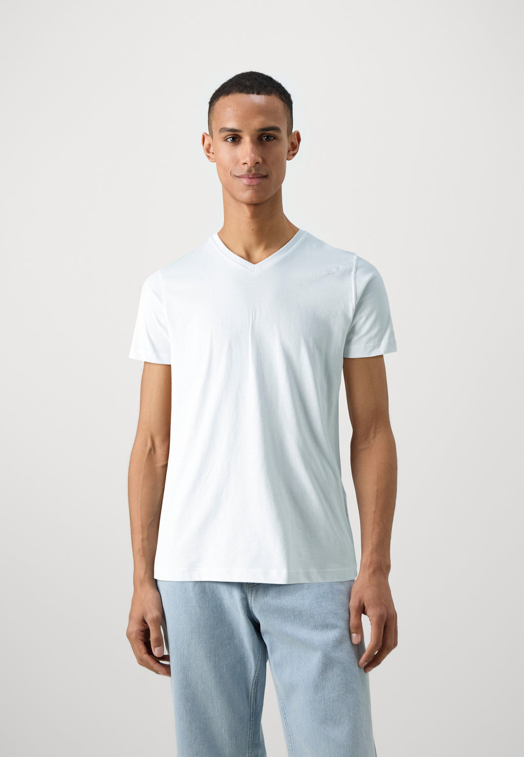 V NECK 2 PACK - Basic T-shirt - white
