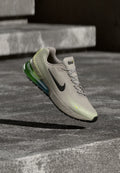 AIR MAX PHOENIX - Trainers - moon particle/black/volt ice/light liquid lime