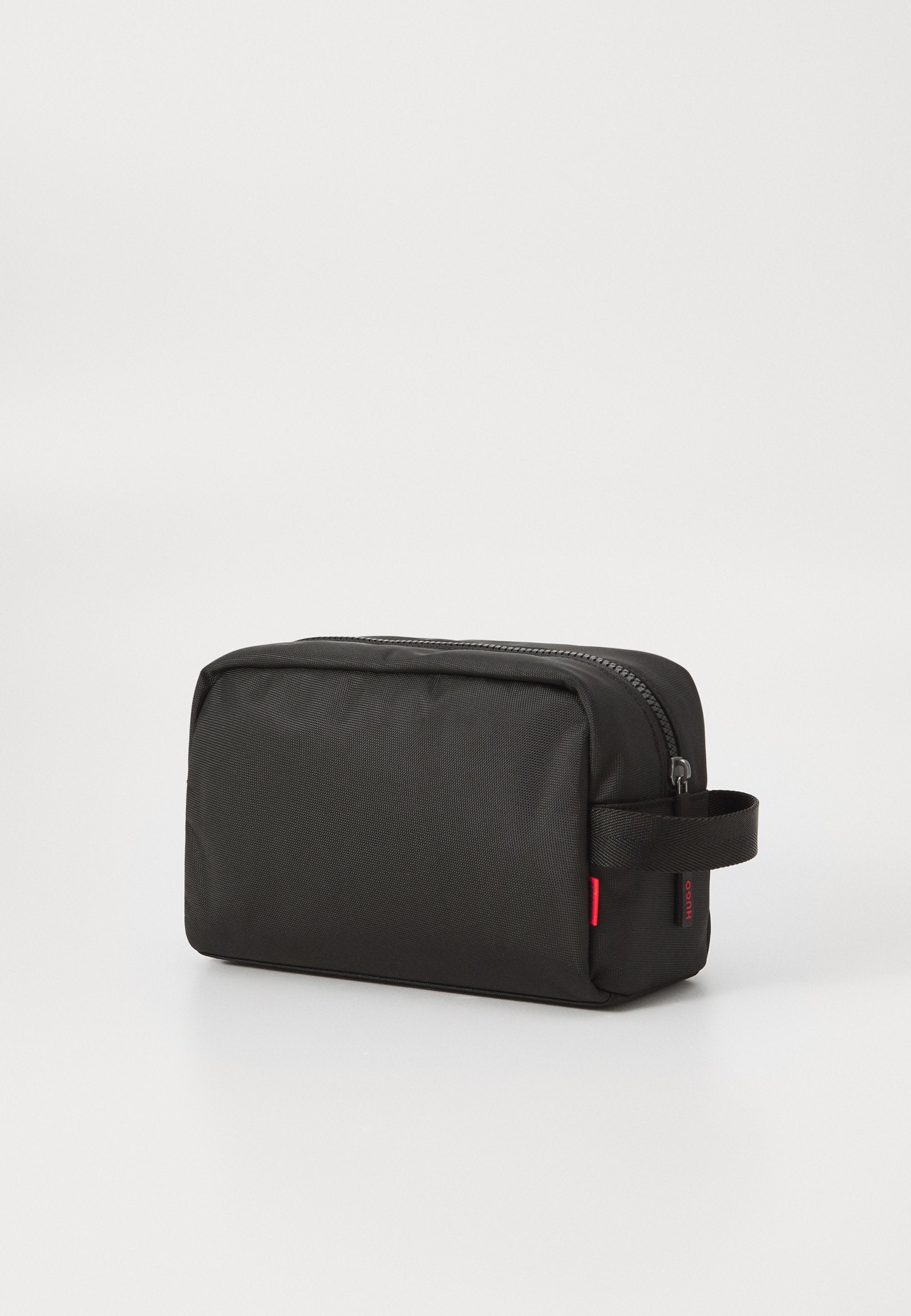 ETHON WASHBAG - Wash bag - black