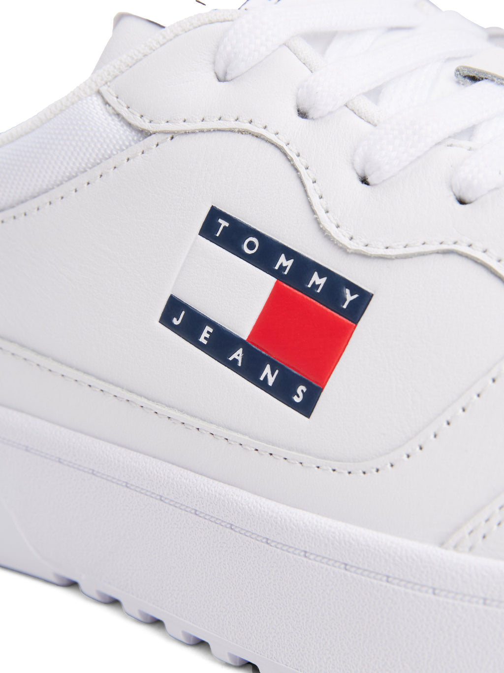 Trainers - white