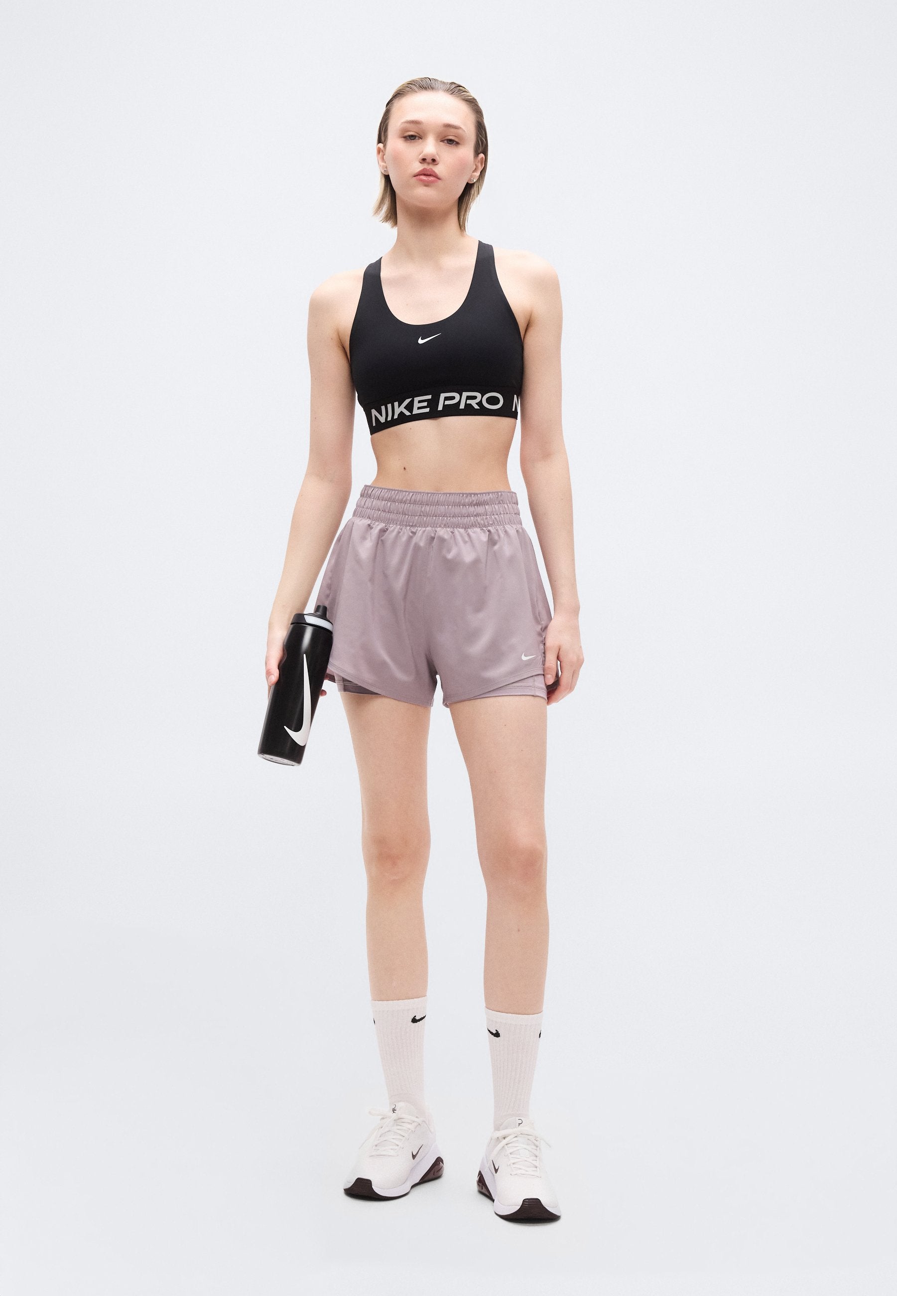 365 BRA - Medium support sports bra - black/white