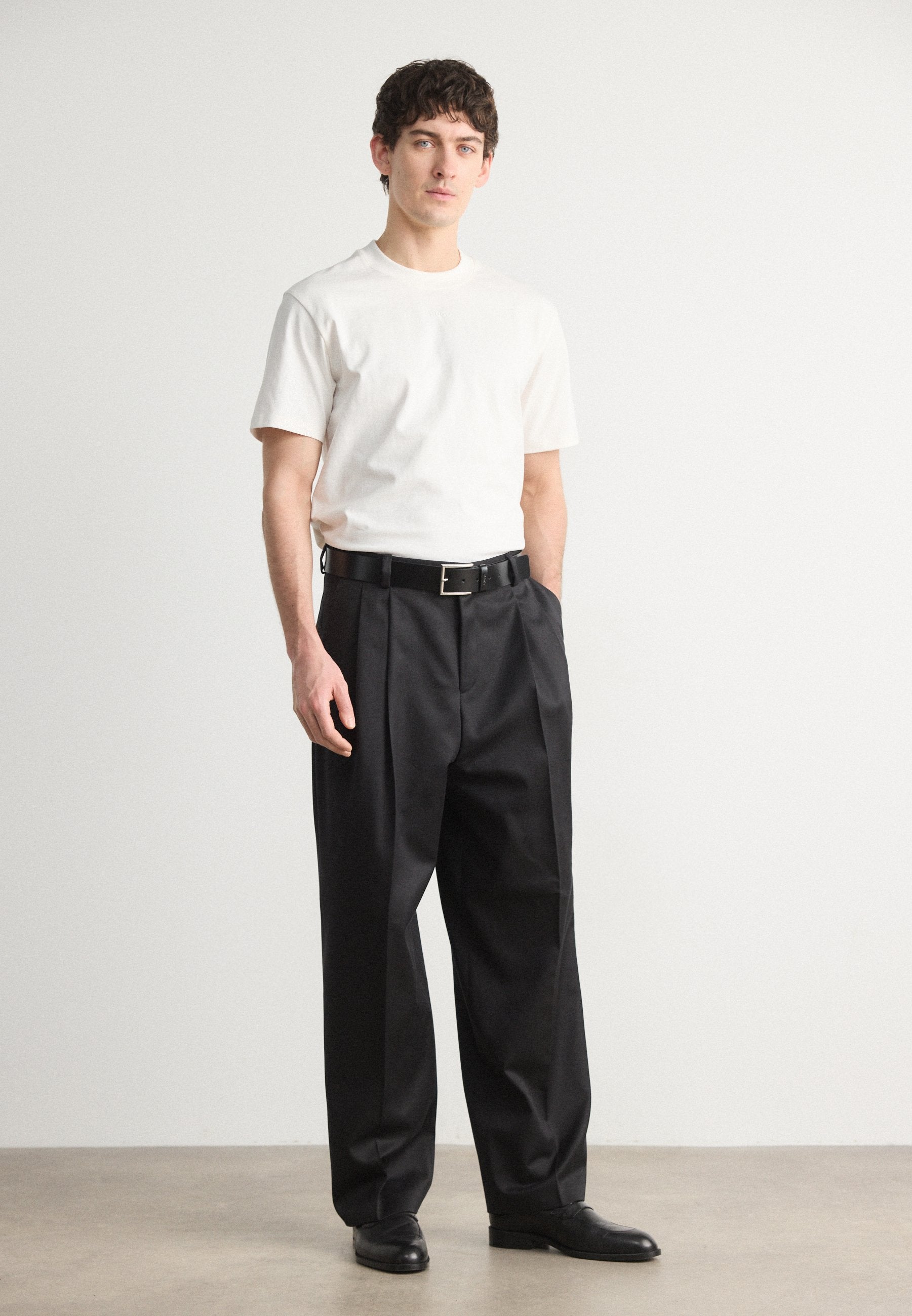 DAPOLINO - Basic T-shirt - ecru