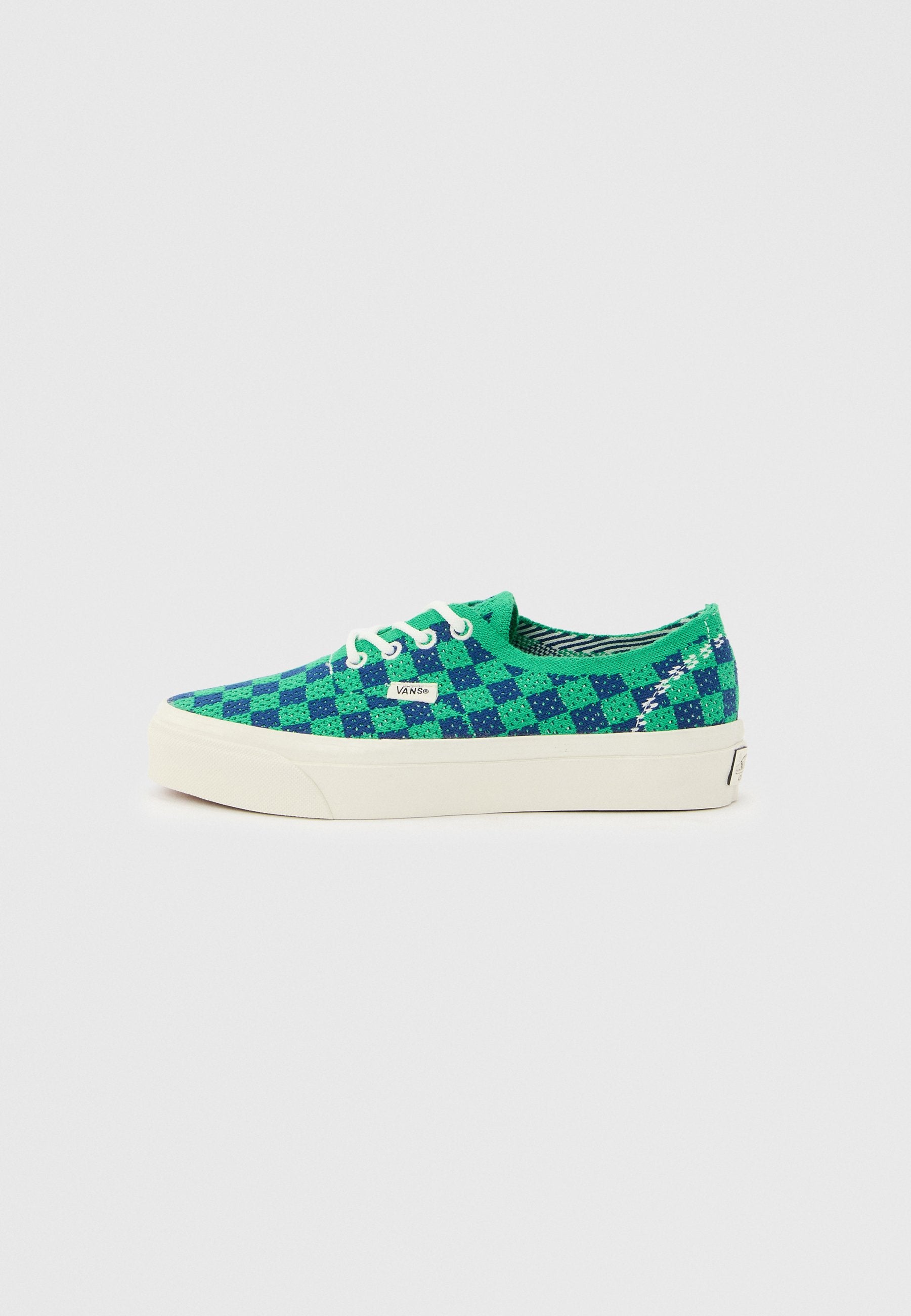 PREMIUM AUTHENTIC 44 EK - Skate shoes - green/navy