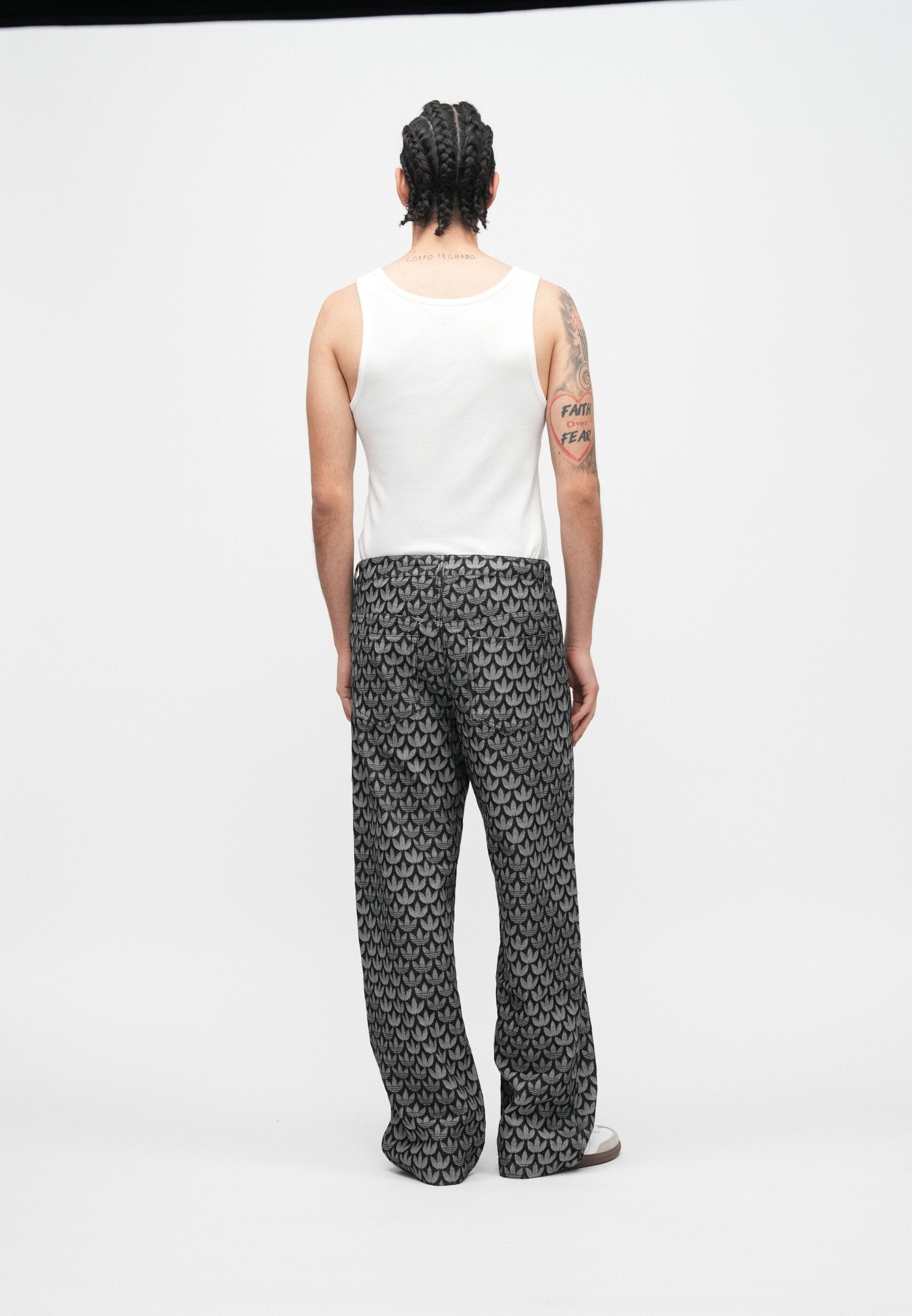 MONOGRAM PANT - Relaxed fit jeans - black