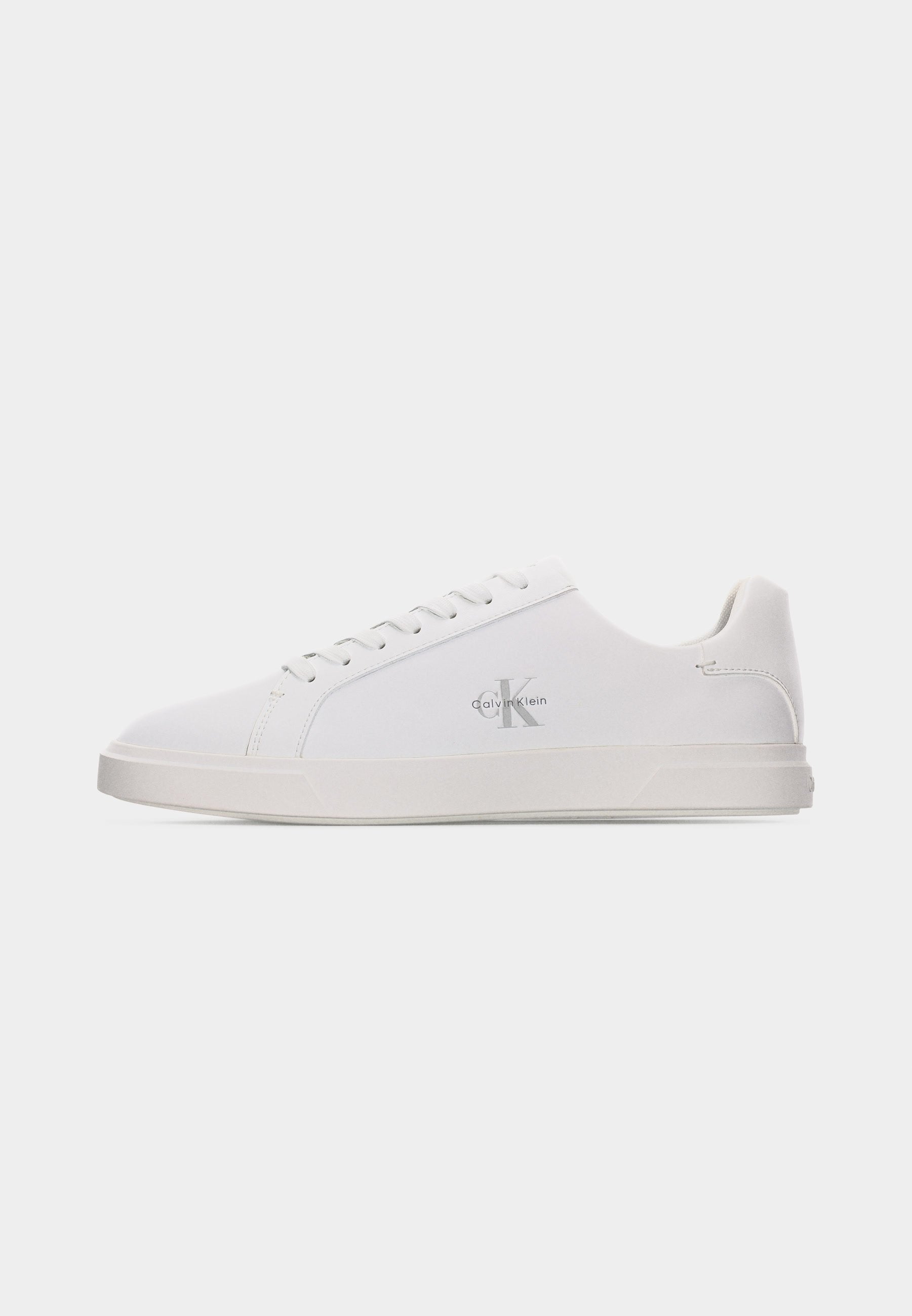 Trainers - triple bright white