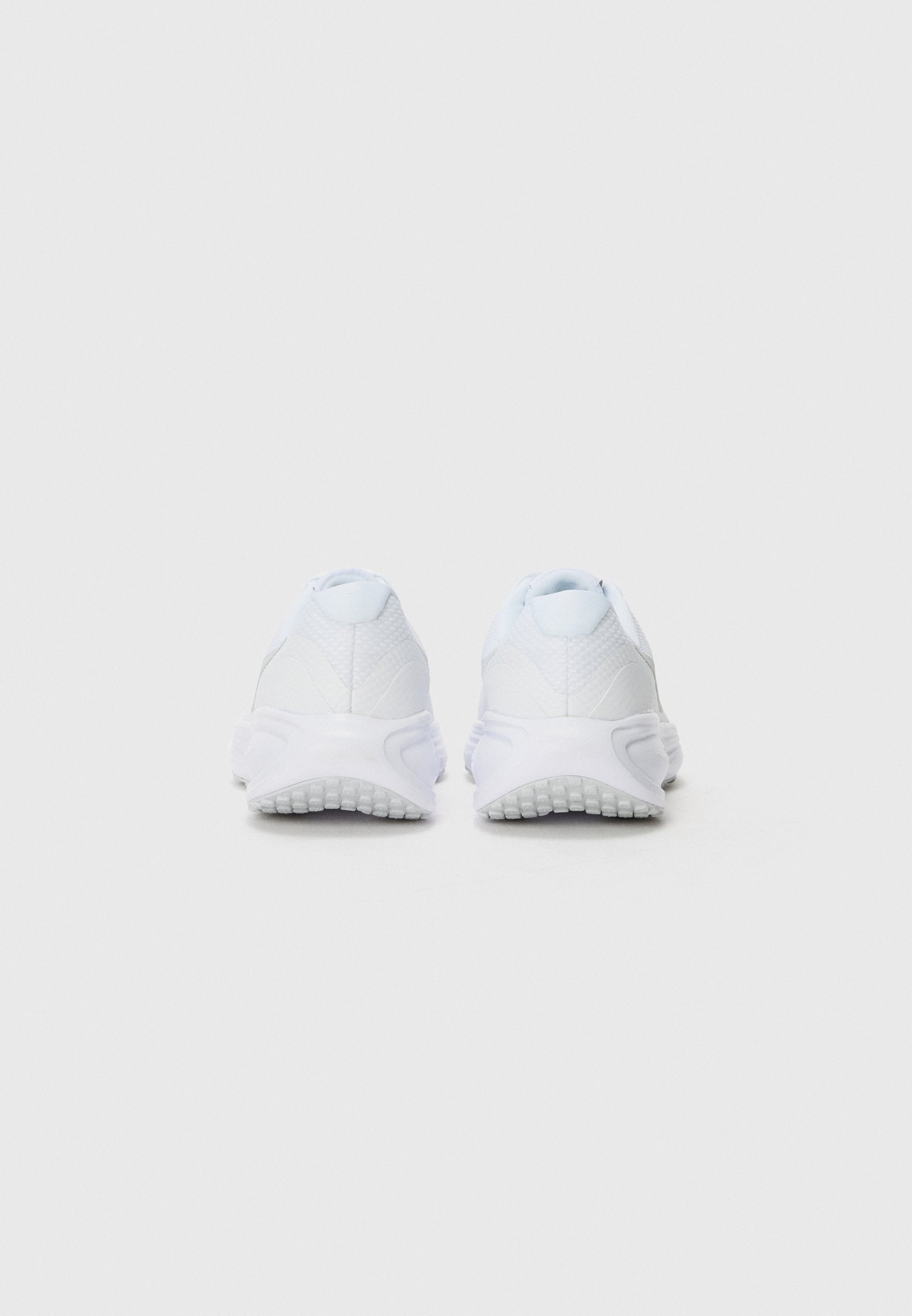 REVOLUTION 8 - Road running shoes - white/pure platinum