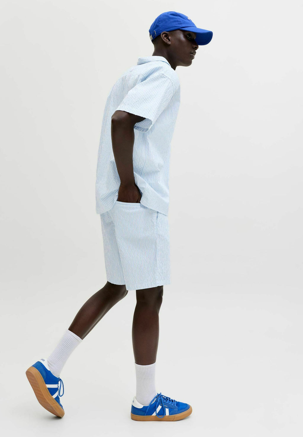 Relaxed Fit - Shorts - cashmere blue
