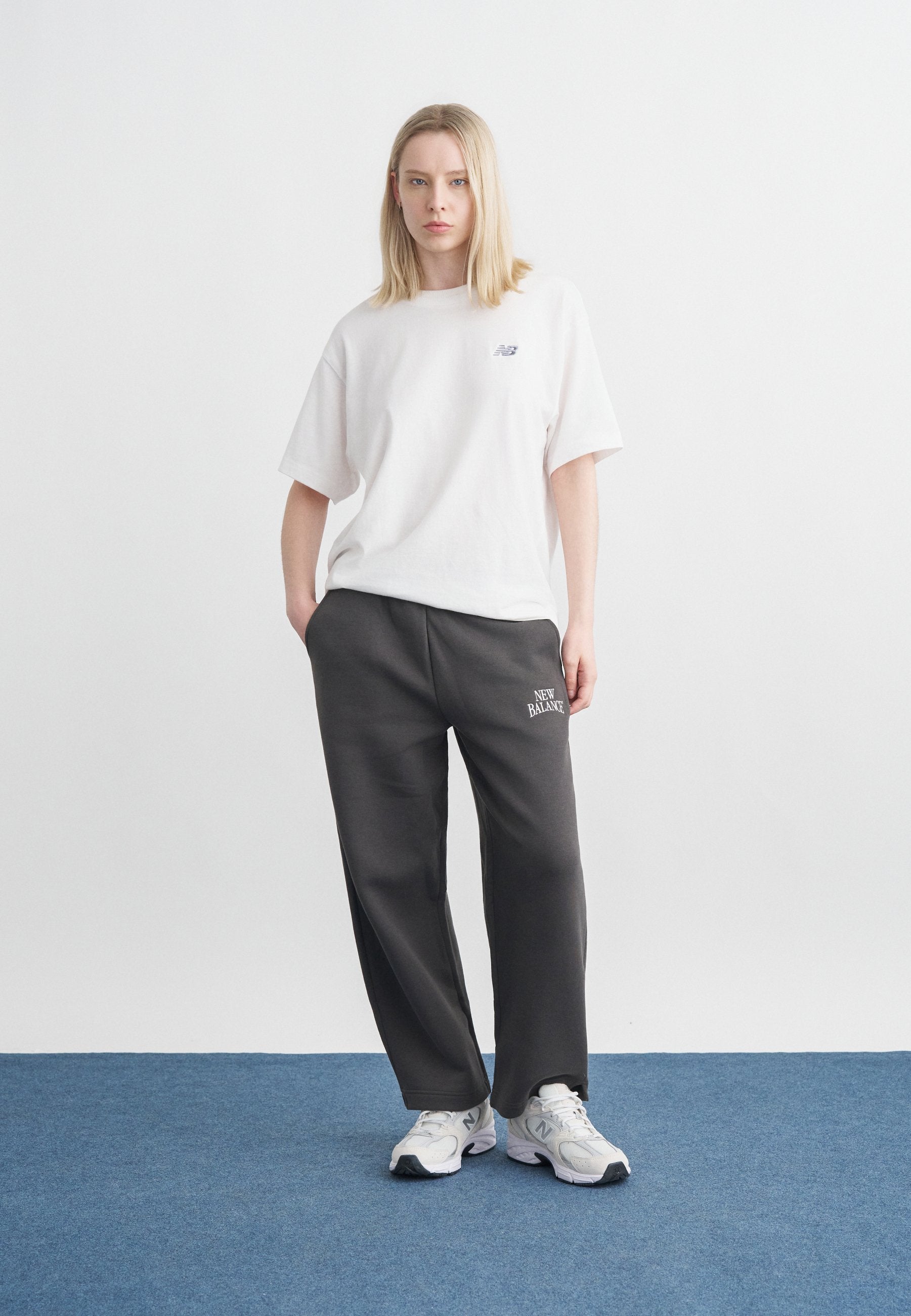 Tracksuit bottoms - faded black