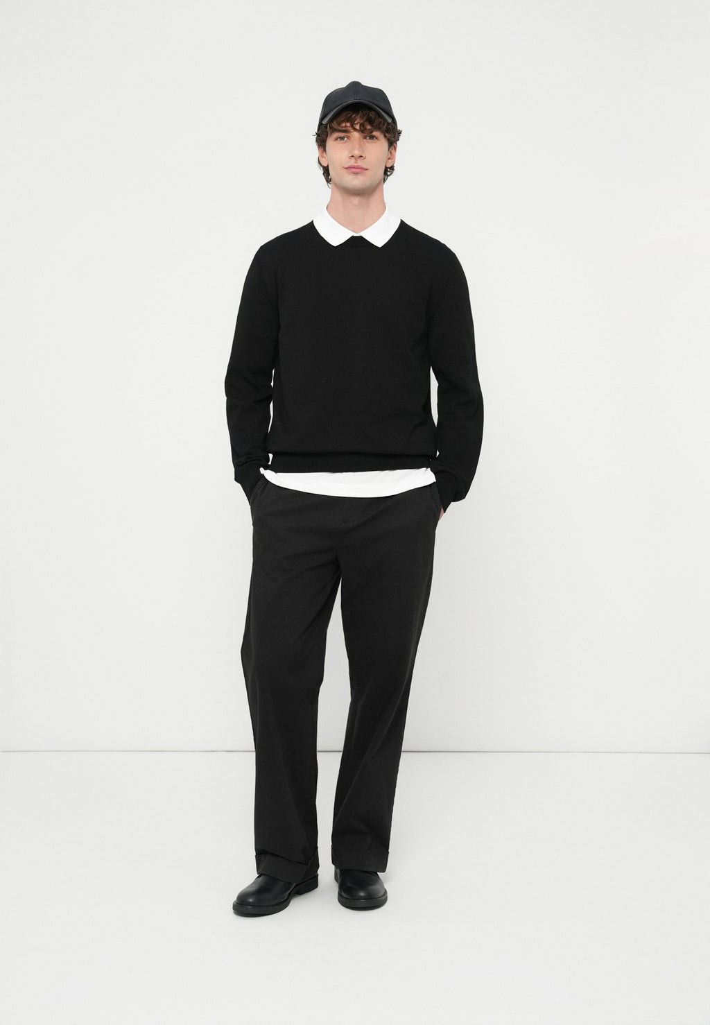 UPACAS-L - Jumper - black