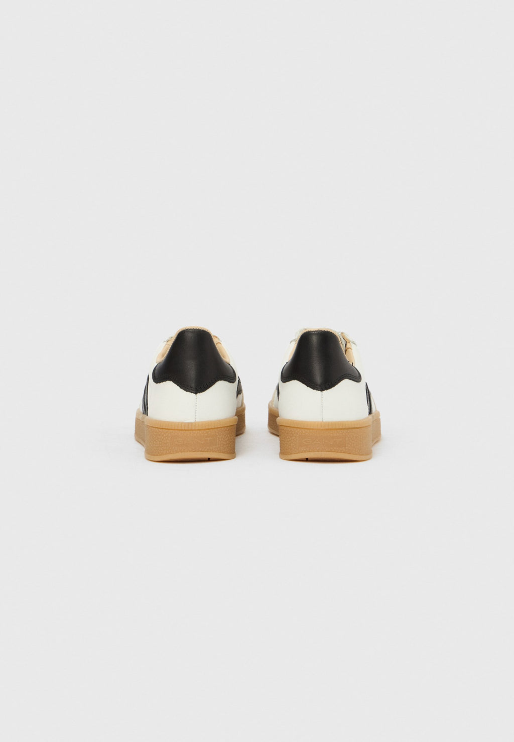 Trainers - white/black
