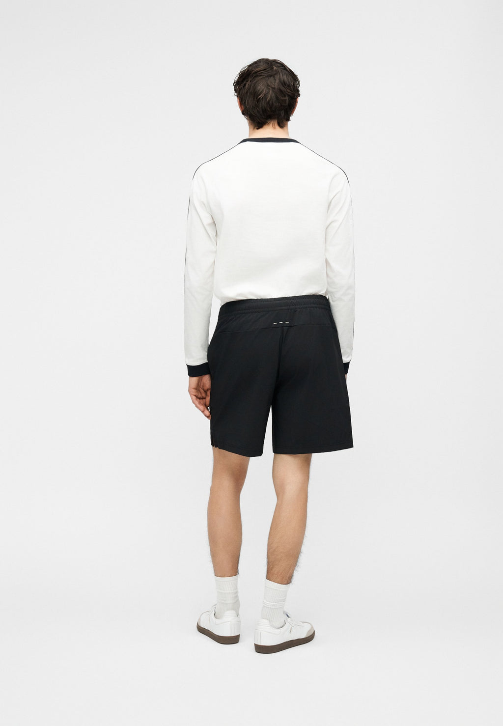 TECH ESS WV SHO - Tracksuit bottoms - black