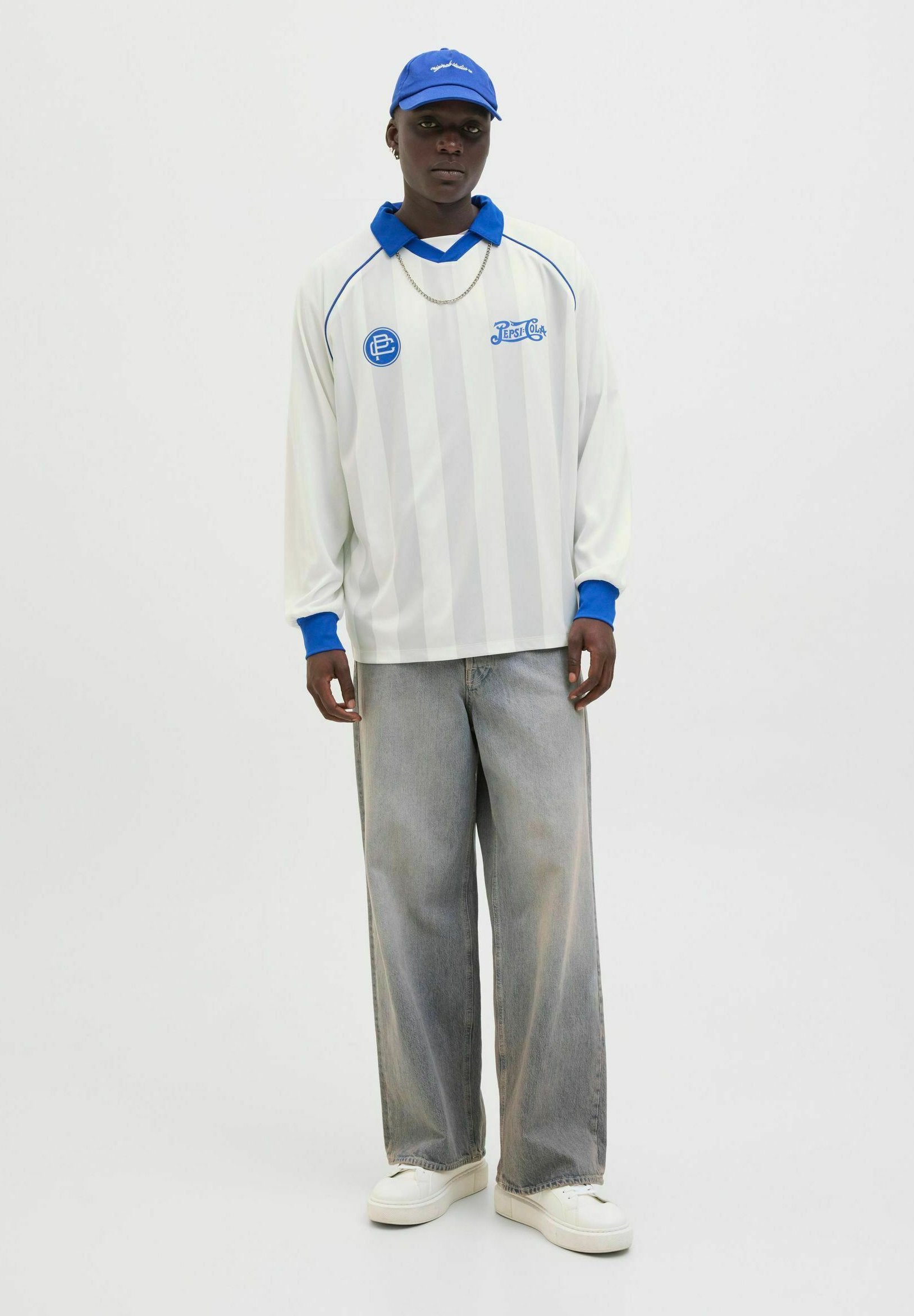 FLY AWAY - Polo shirt - cloud dancer