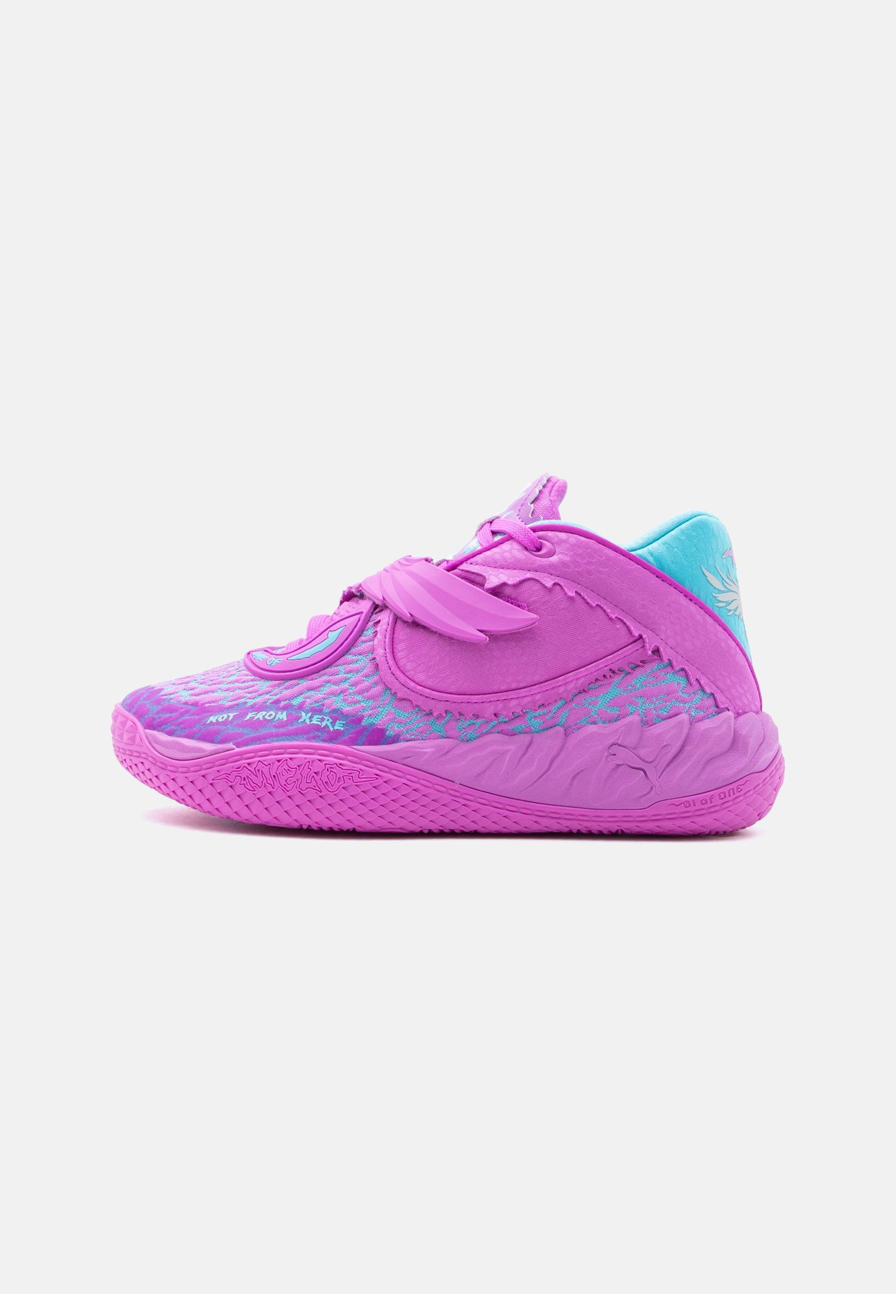 MB 05 HIVE UNISEX - Basketball shoes - bright aqua/pure magenta