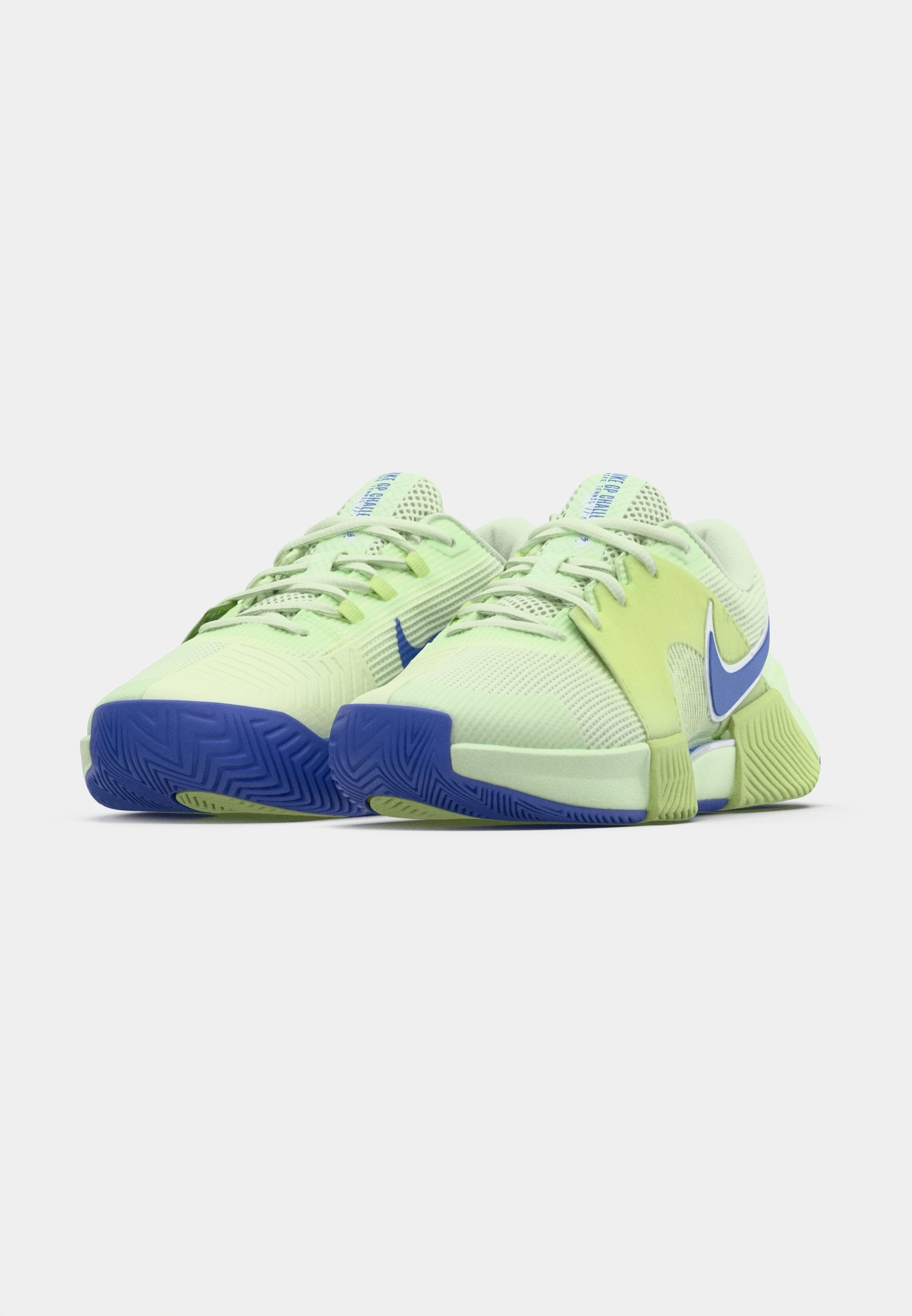 ZOOM GP CHALLENGE 1.5 - Multicourt tennis shoes - volt tint/sapphire/lab green/white