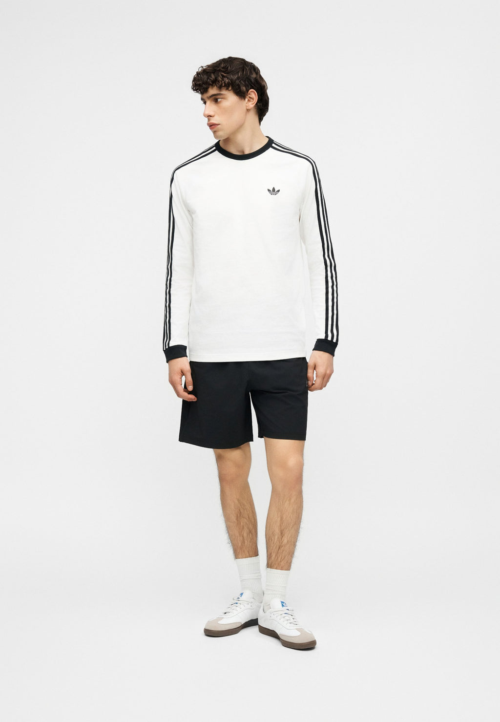 TECH ESS WV SHO - Tracksuit bottoms - black