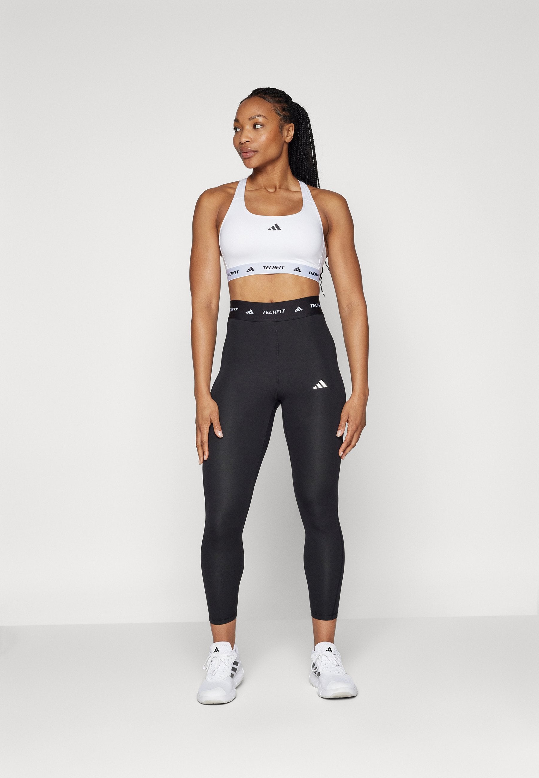 ADIDAS TECHFIT 7/8 - ليجنز - أسود