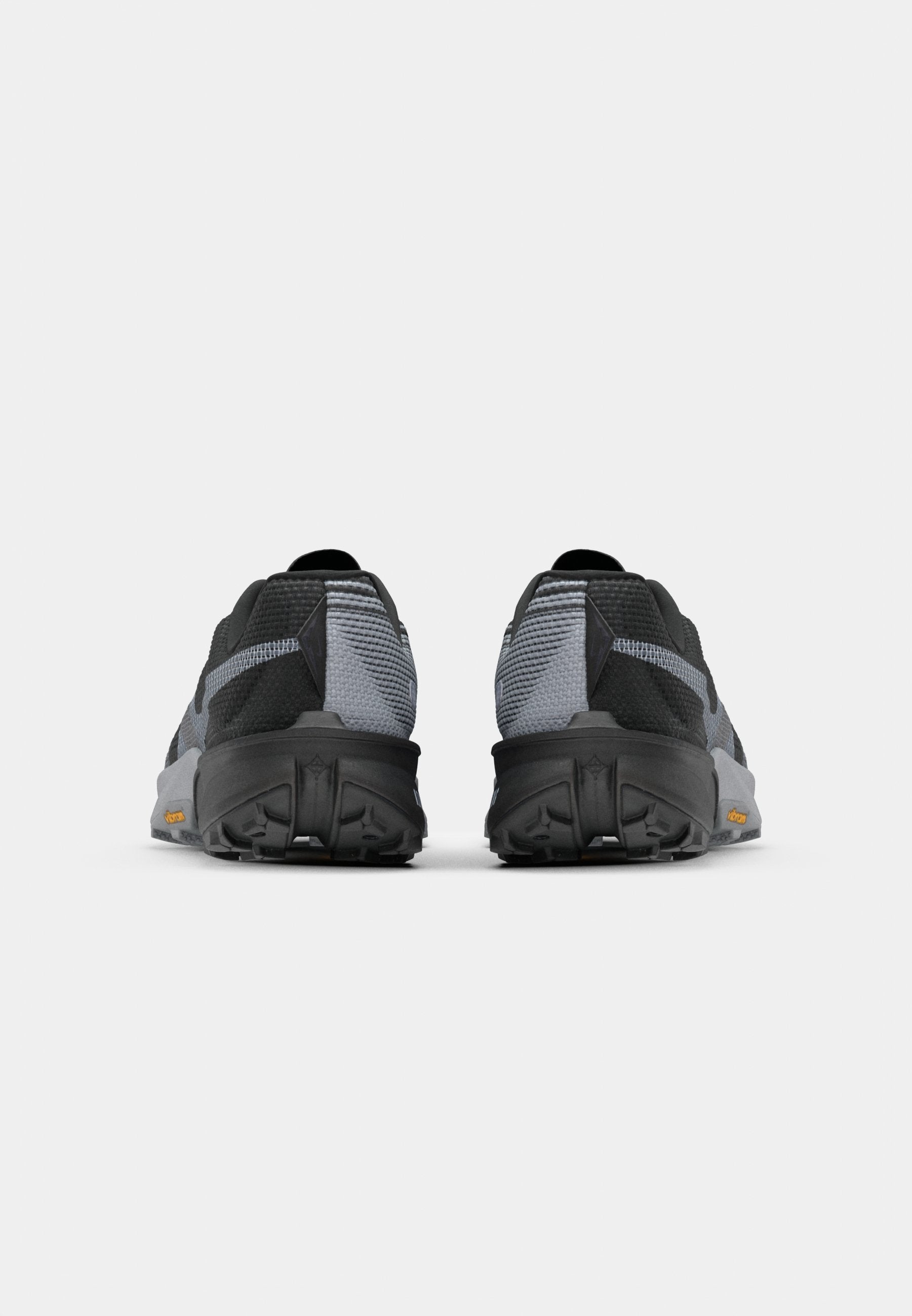 TERRA KIGER 10 - Trail running shoes - black/white/cool grey