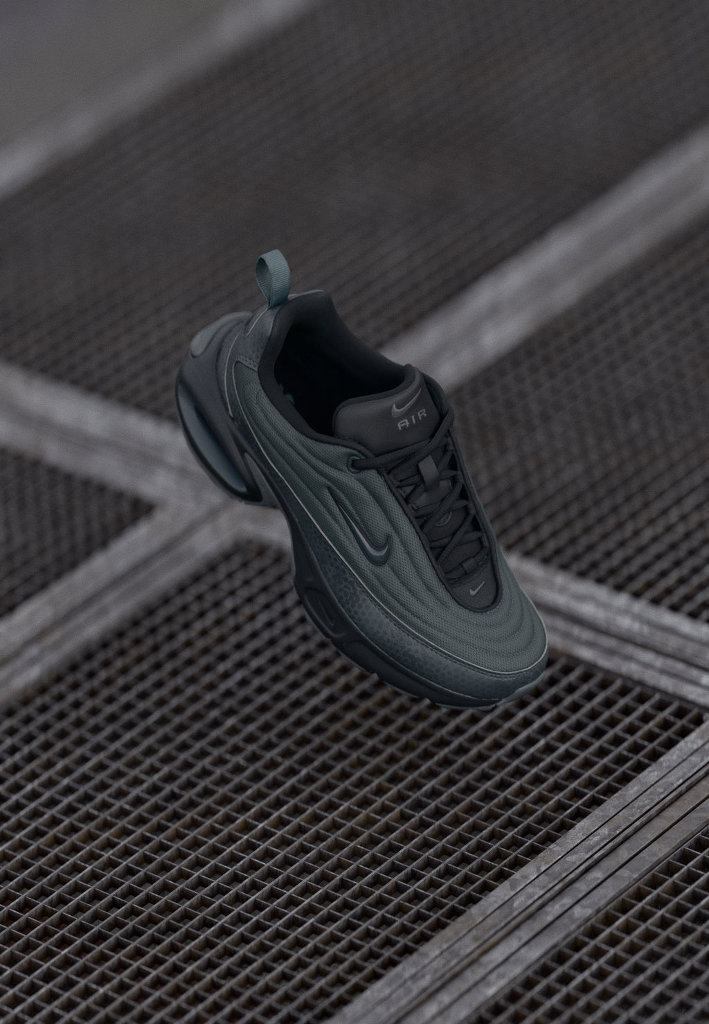 AIR MAX PORTAL SE - Trainers - black/iron grey