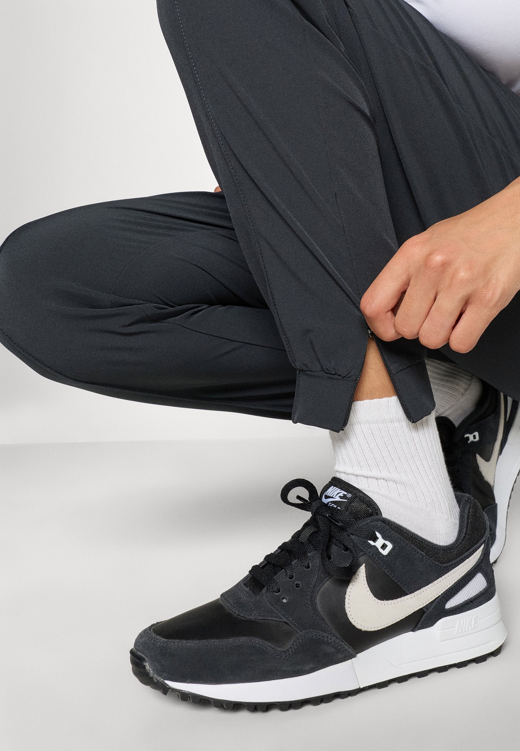 JOGGER PANT - Tracksuit bottoms - black/sail