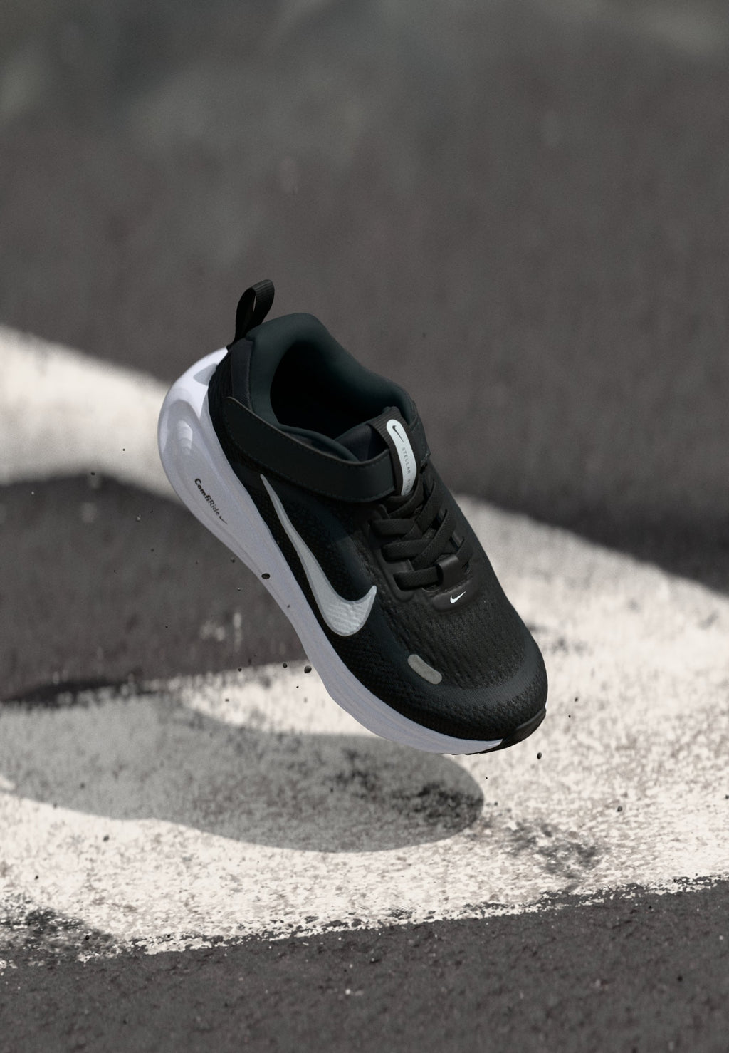 STELLAR RIDE UNISEX - Road running shoes - black/anthracite/pure platinum-coloured/white