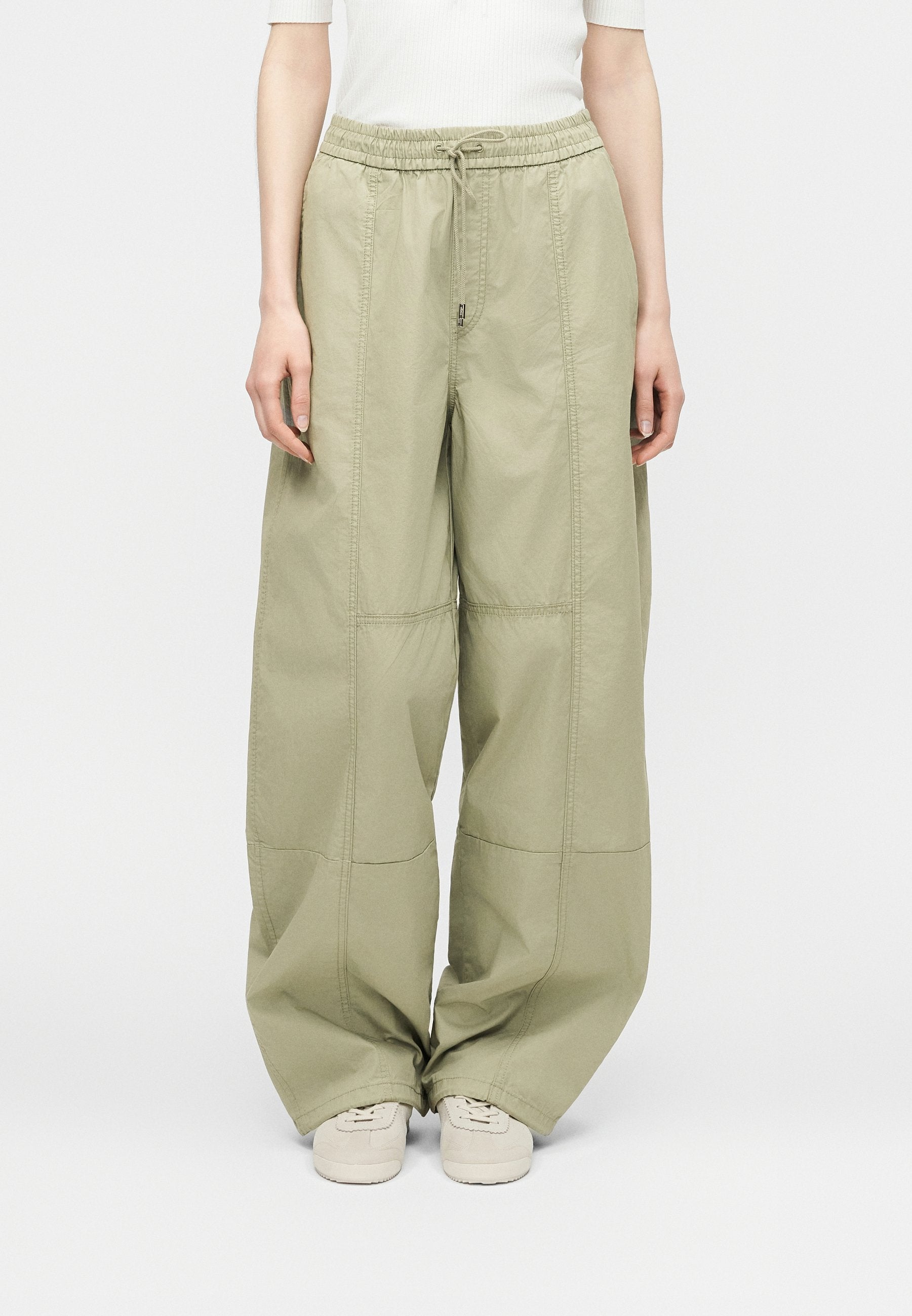 Trousers - light green
