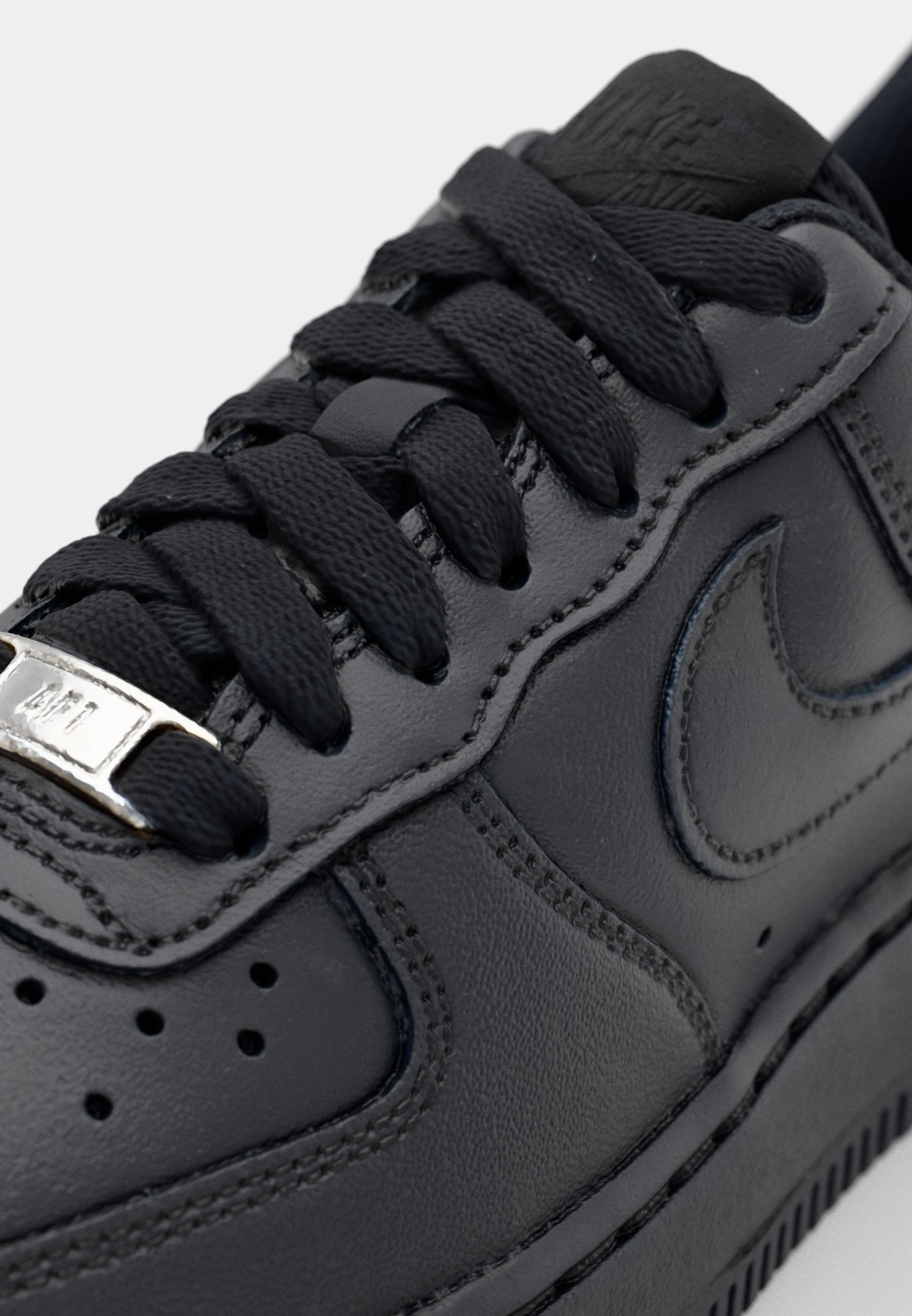 AIR FORCE 1 07 - Trainers - black