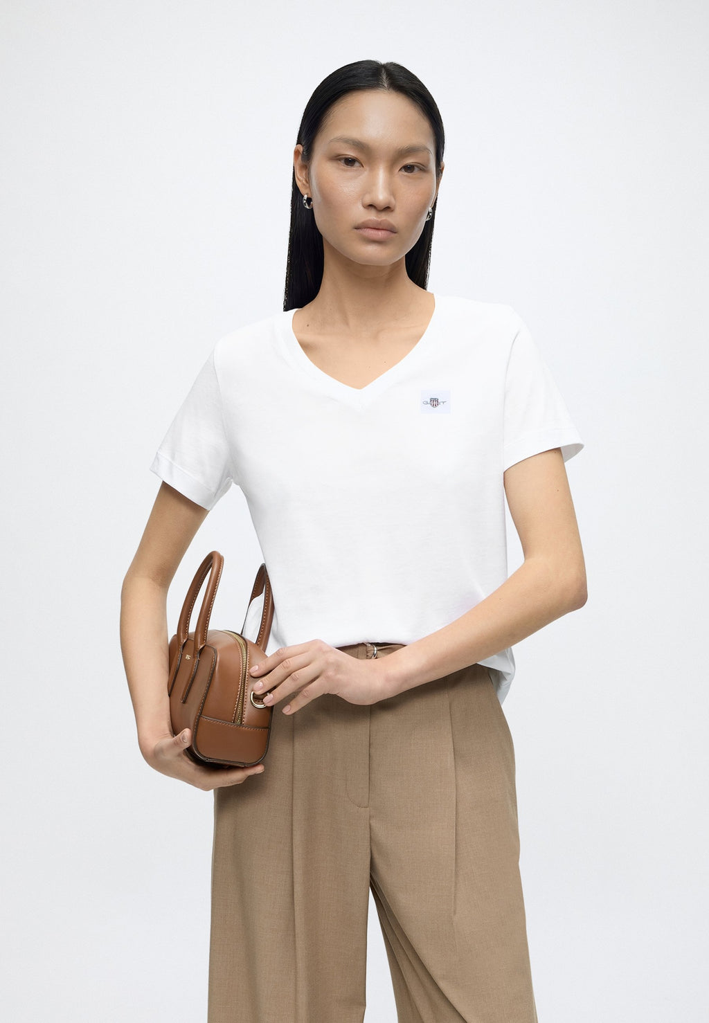 درع V NECK - تي شيرت أساسي - أبيض