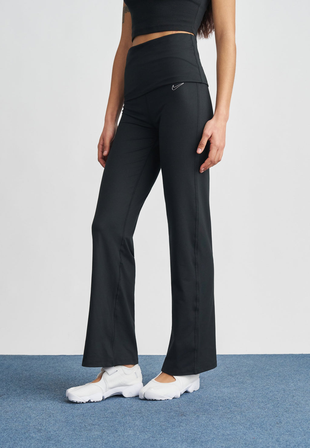 FLARED PANT - Tracksuit bottoms - black