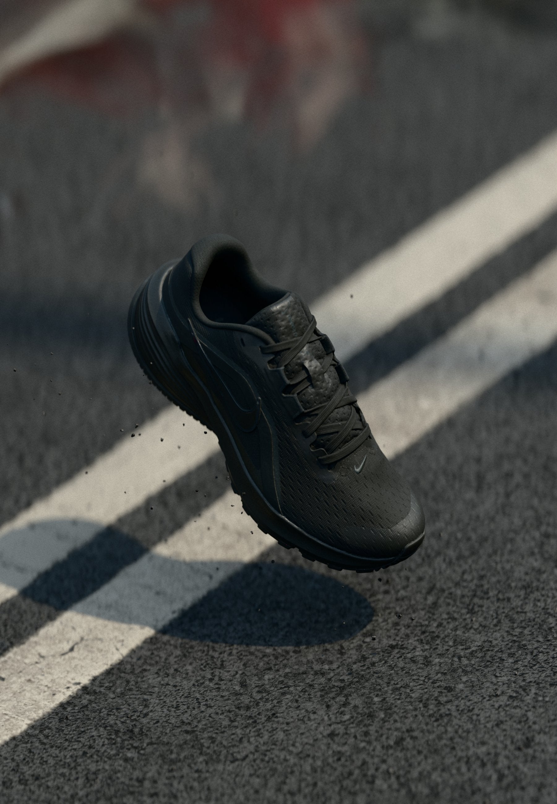 DOWNSHIFTER  - Road running shoes - black/anthracite