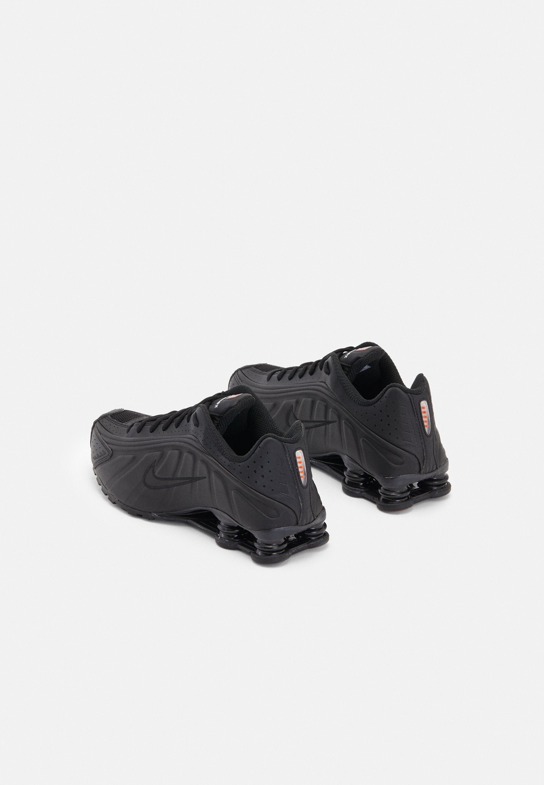 SHOX R4 - Trainers - black/orange