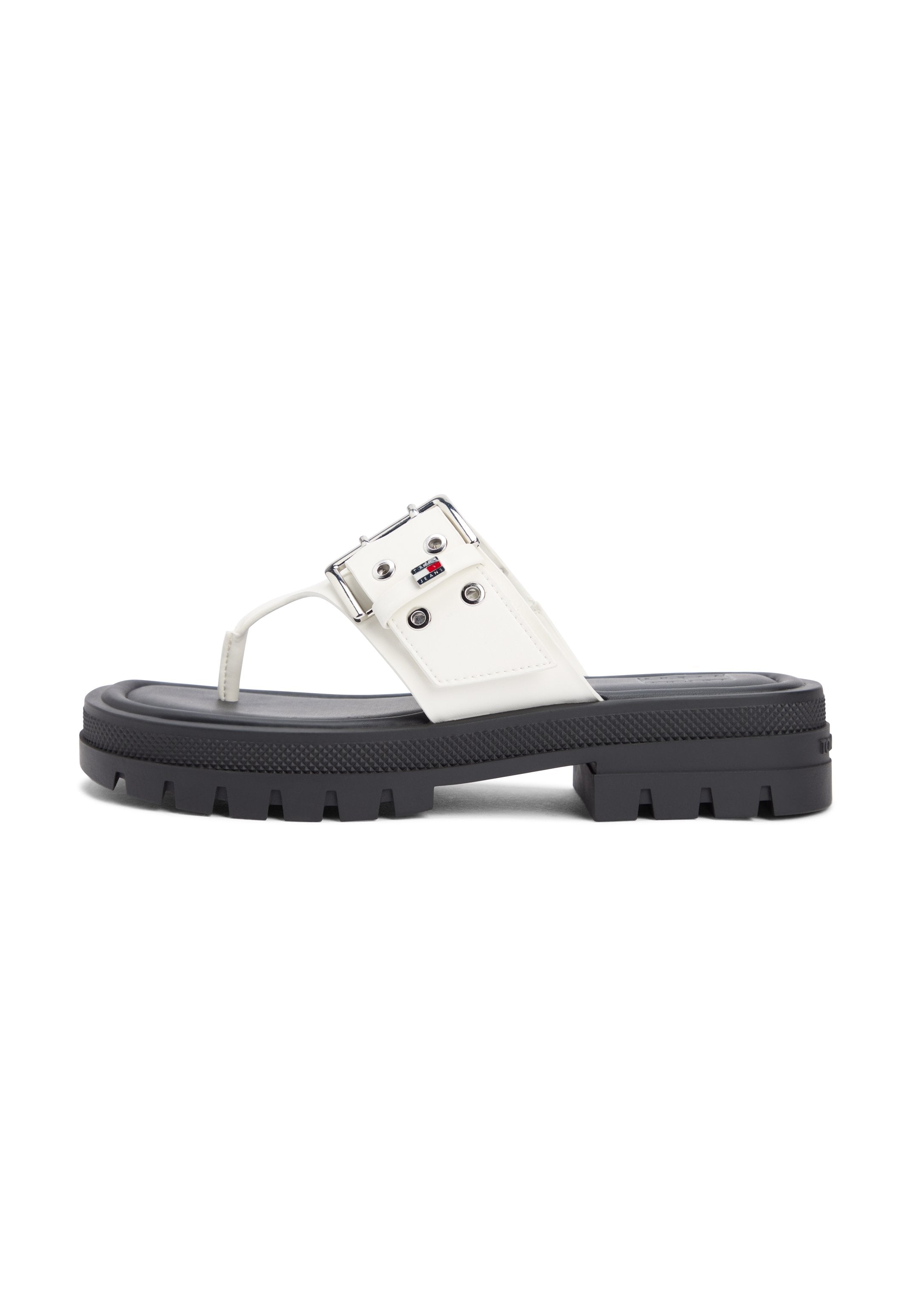 BUCKLE CLEAT TOE POST SANDALS - Sandals - ivory