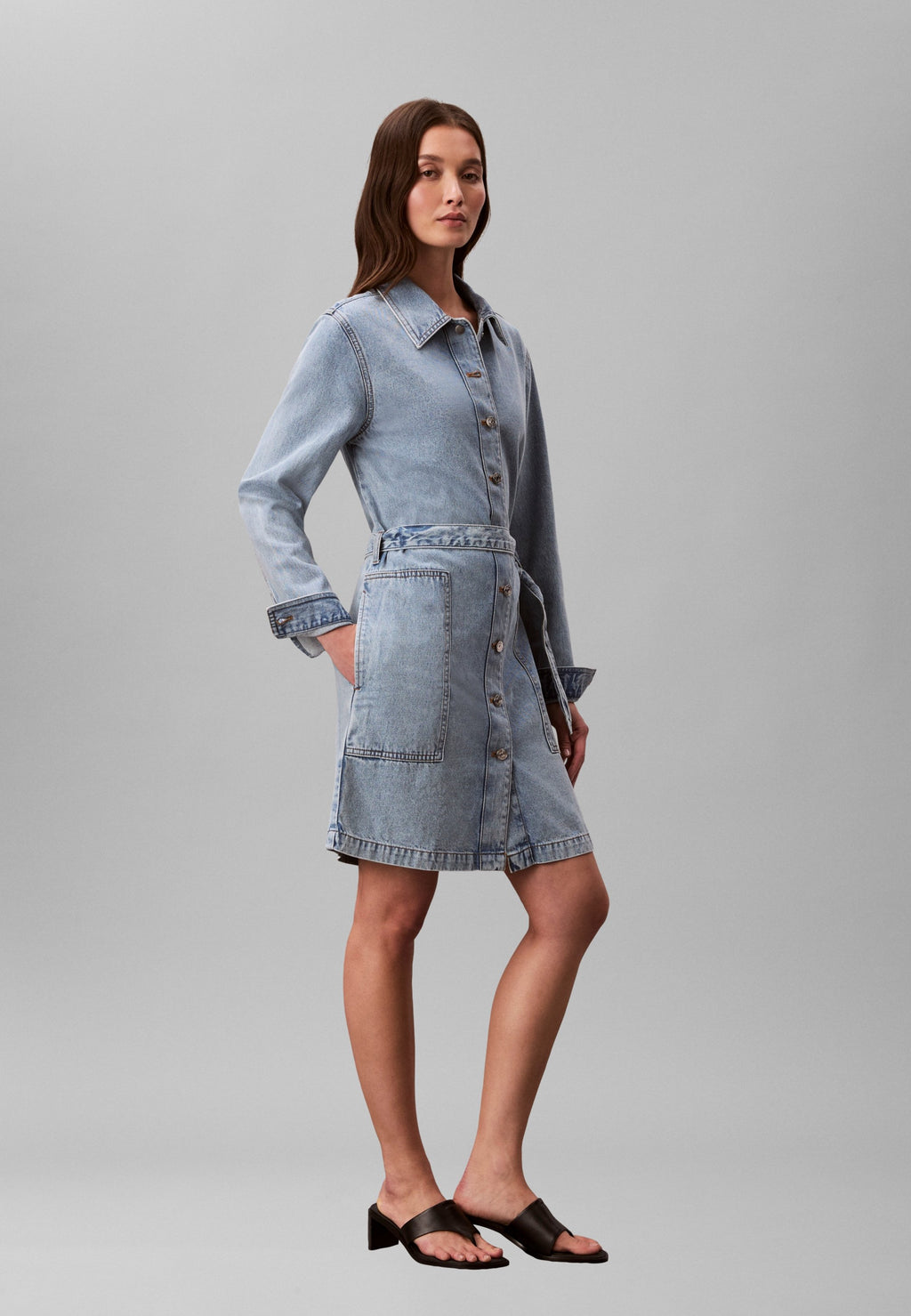 BELTED MINI DRESS - Denim dress - coastal light