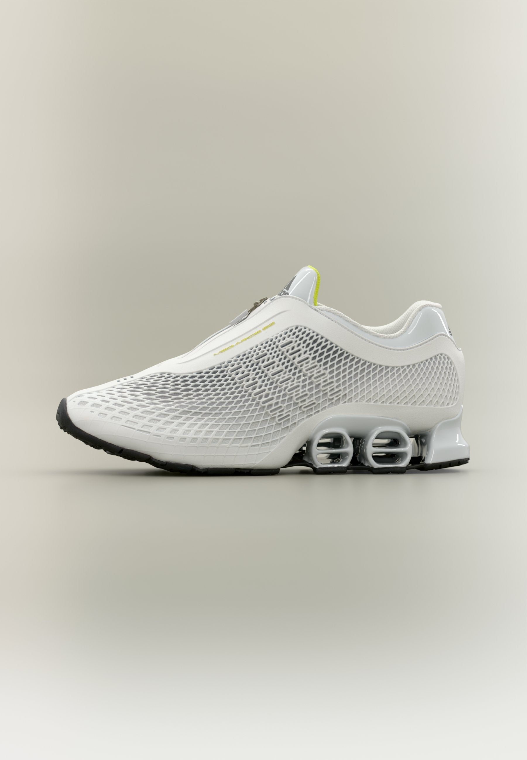 MEGARIDE S2 UNISEX - Trainers - crystal white/semi solar yellow